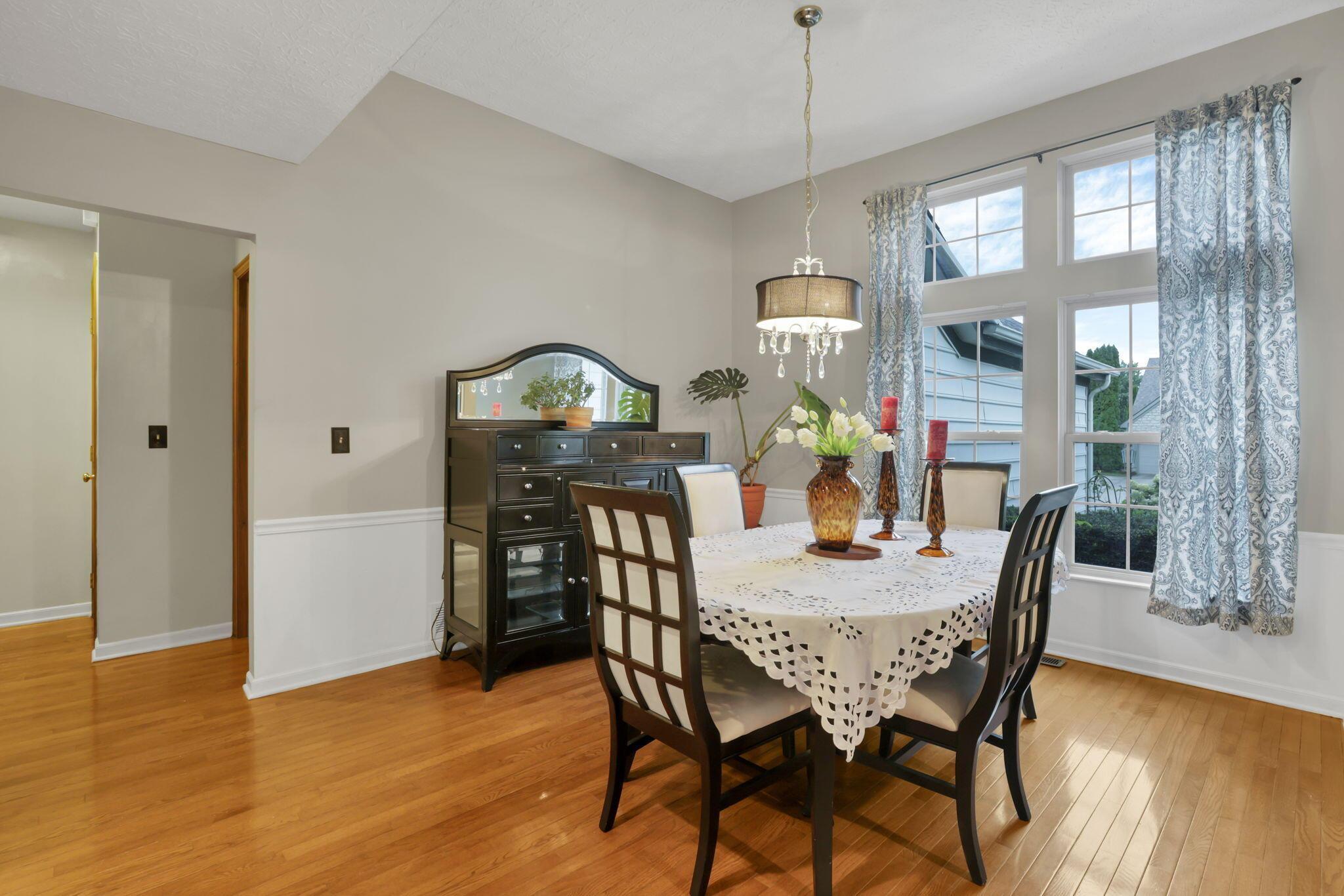 4008 Dorset Court Property Photo 18