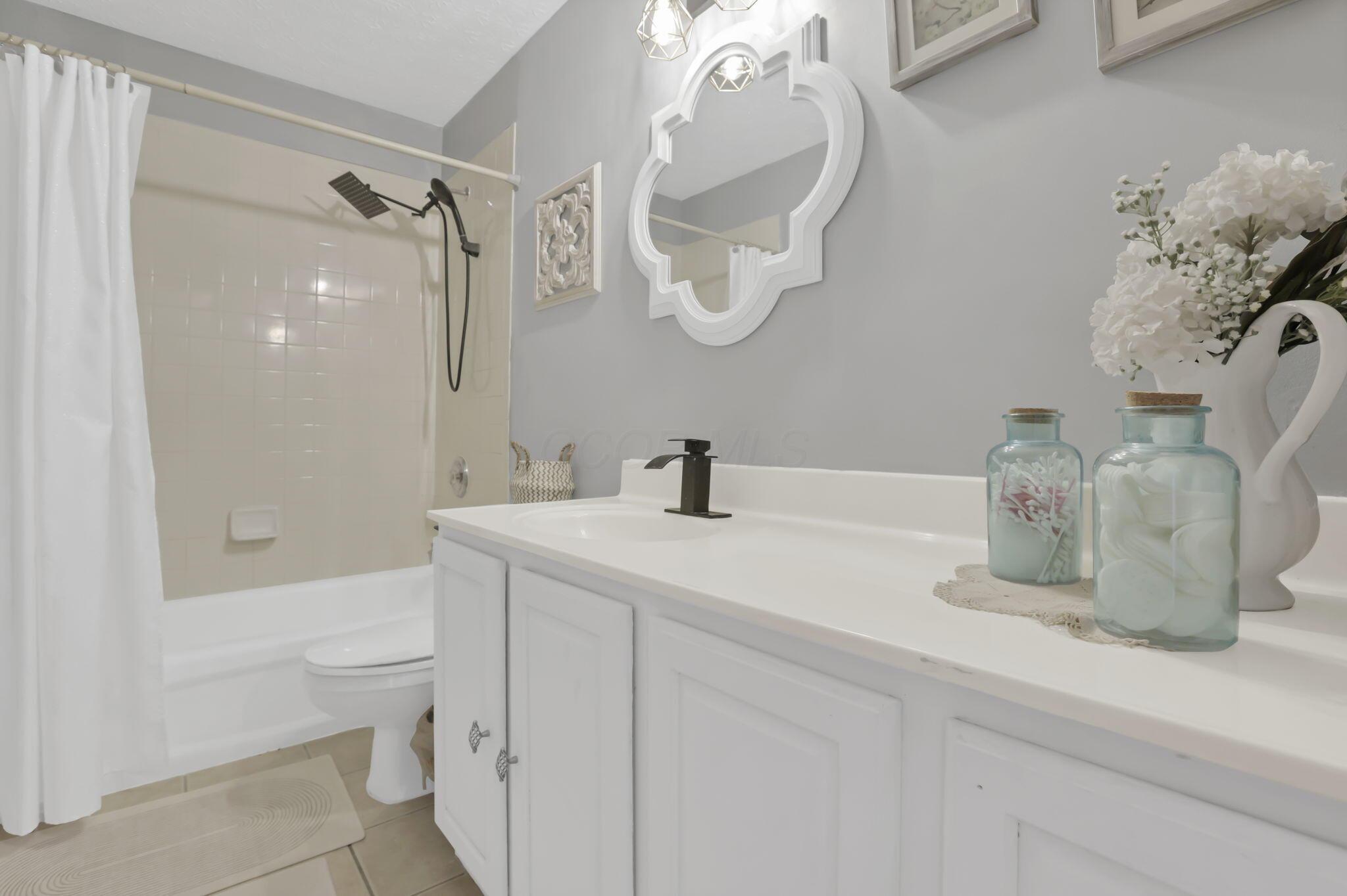 4008 Dorset Court Property Photo 34