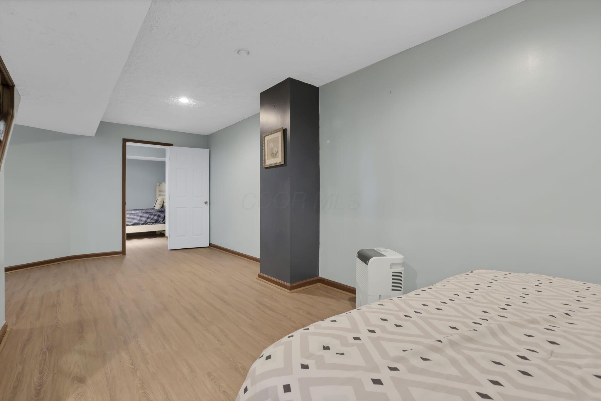 4008 Dorset Court Property Photo 35