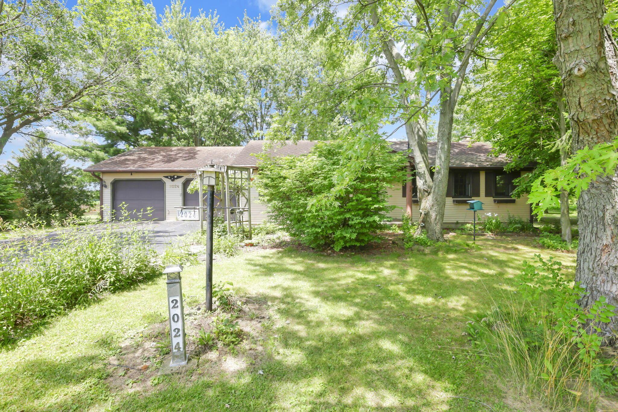 2024 Owens Road W Property Photo 1