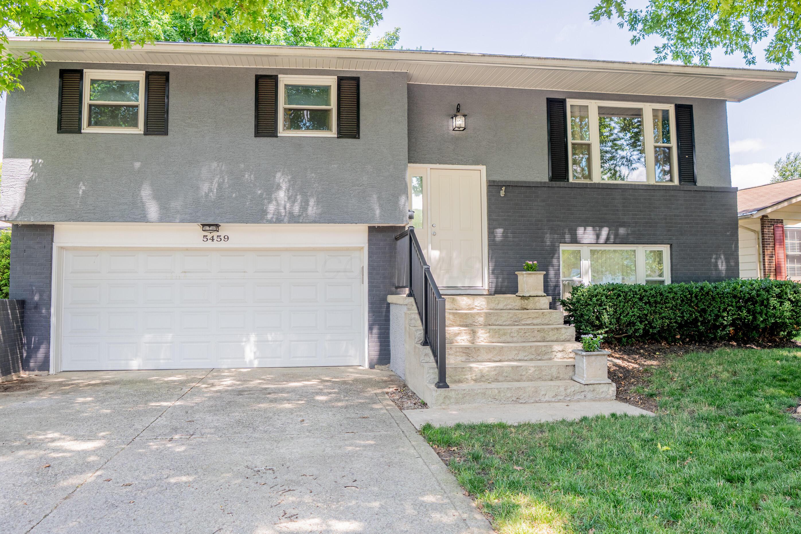 5459 Aspen Road Property Photo 2