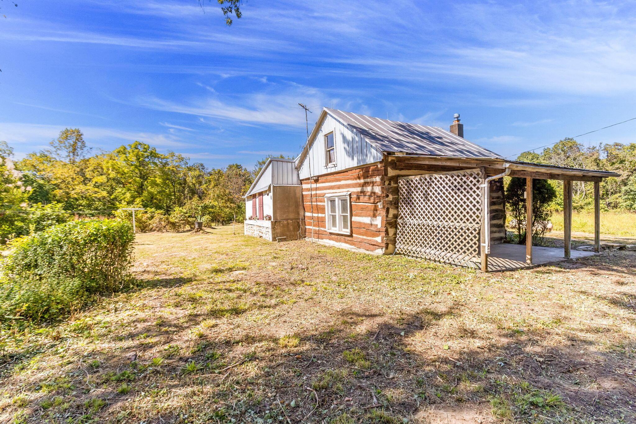 4511 Potts Hill Road Property Photo 5