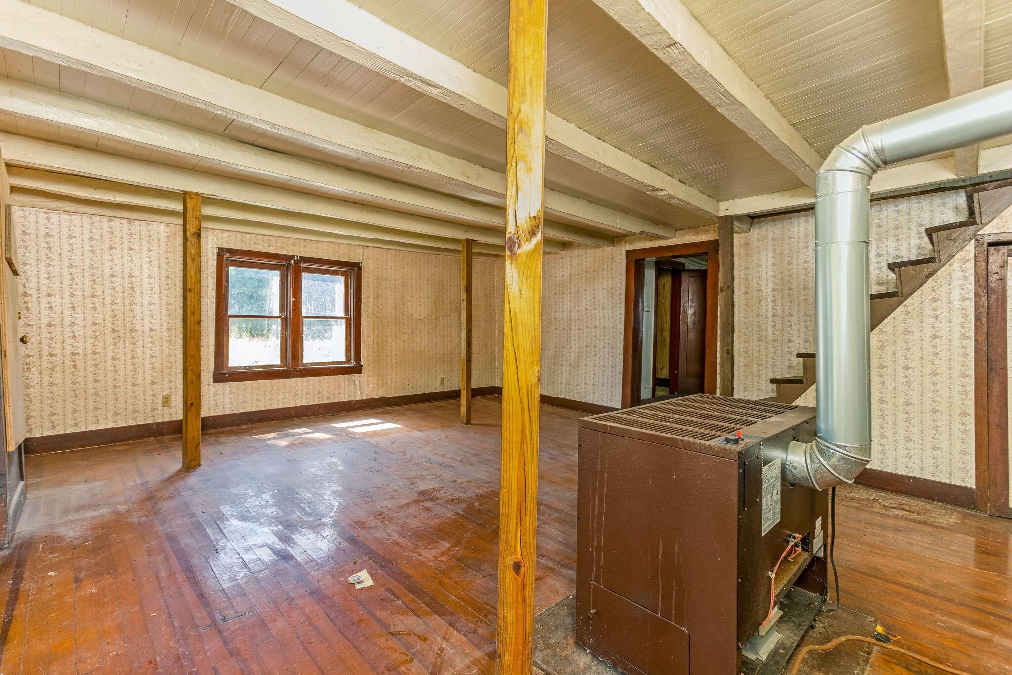 4511 Potts Hill Road Property Photo 10