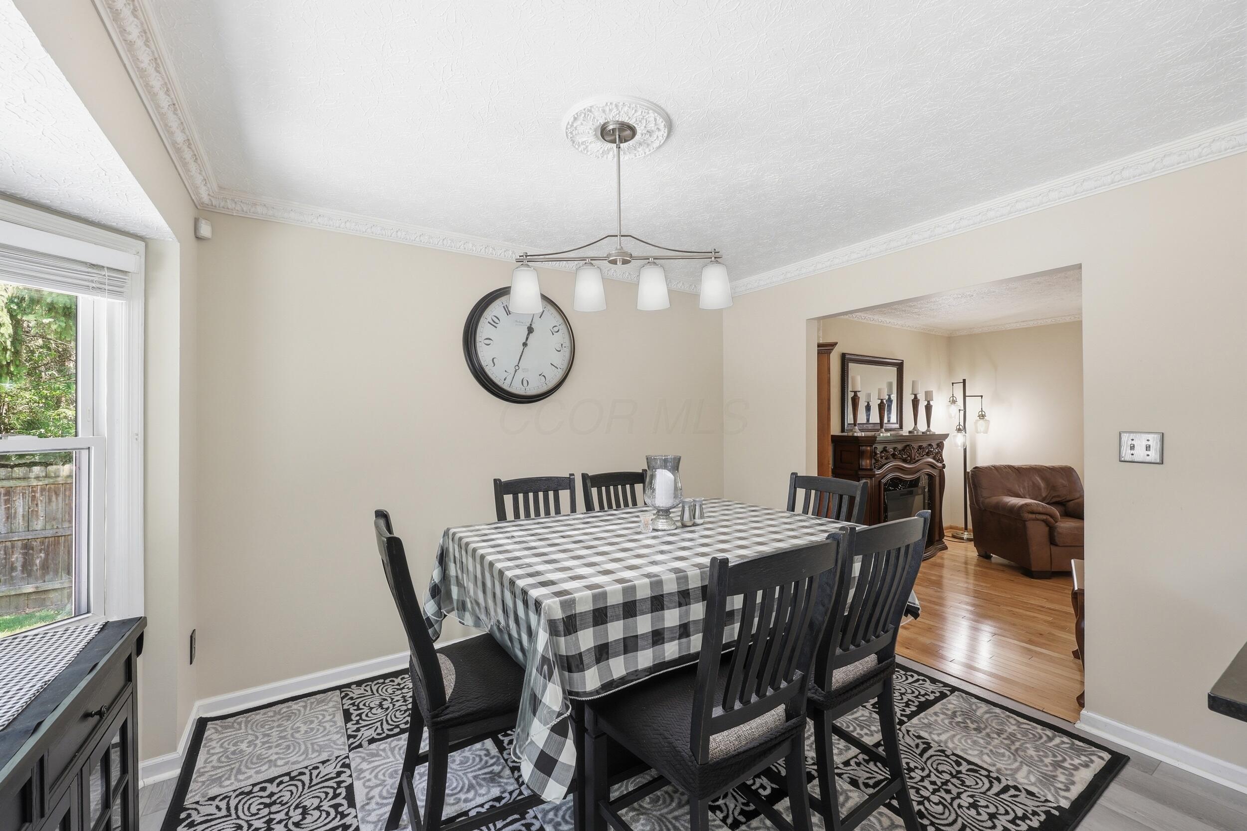 211 Rosehill Road Property Photo 11