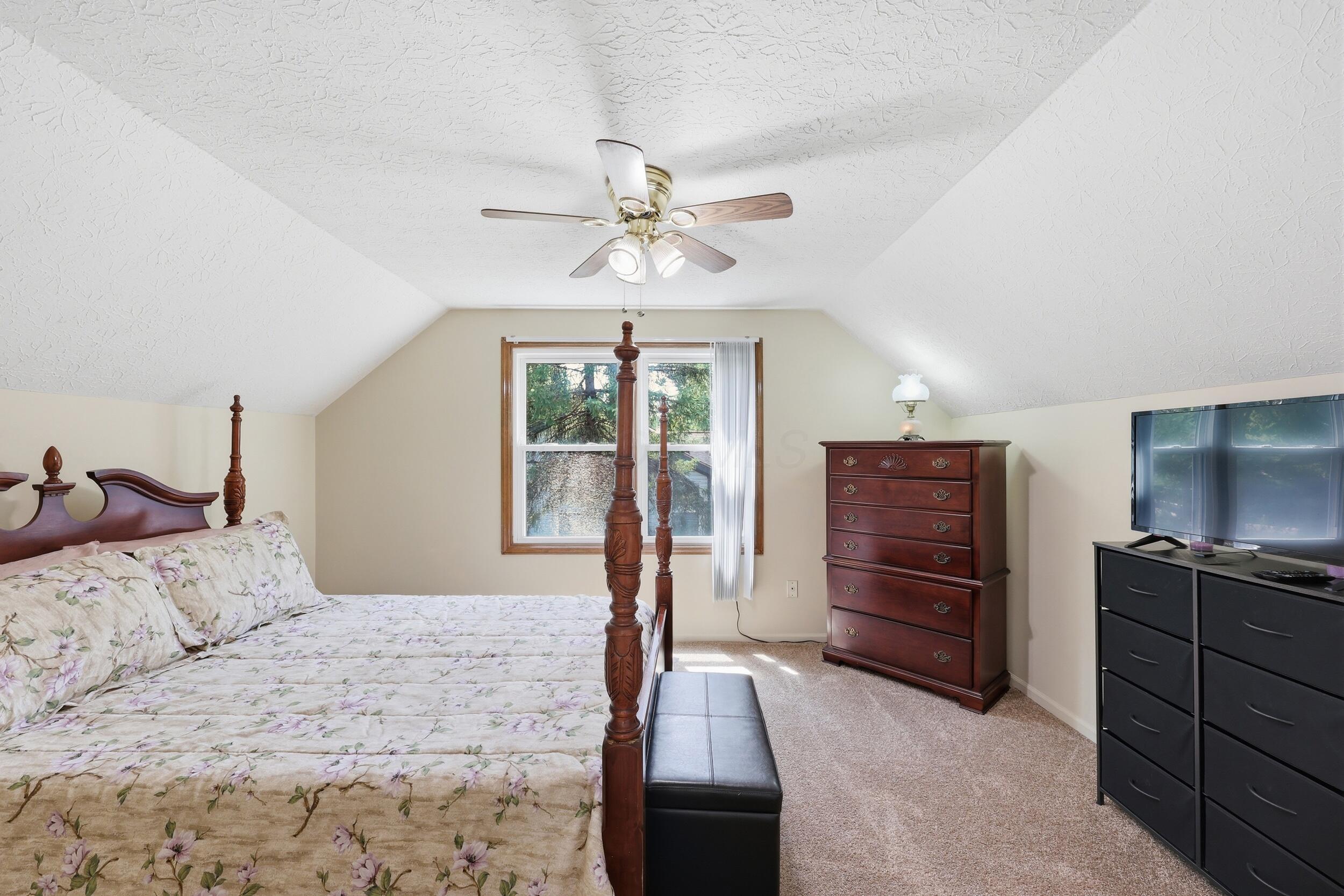 211 Rosehill Road Property Photo 24