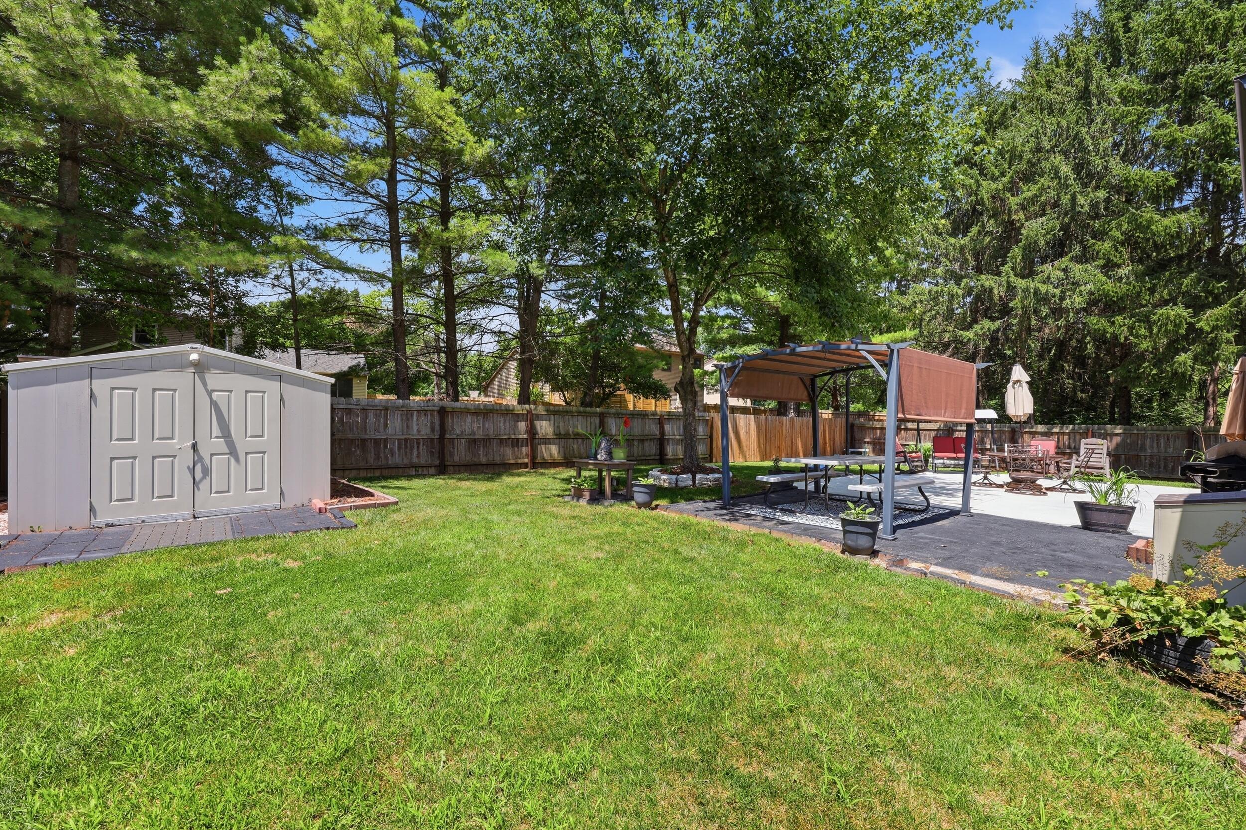 211 Rosehill Road Property Photo 31