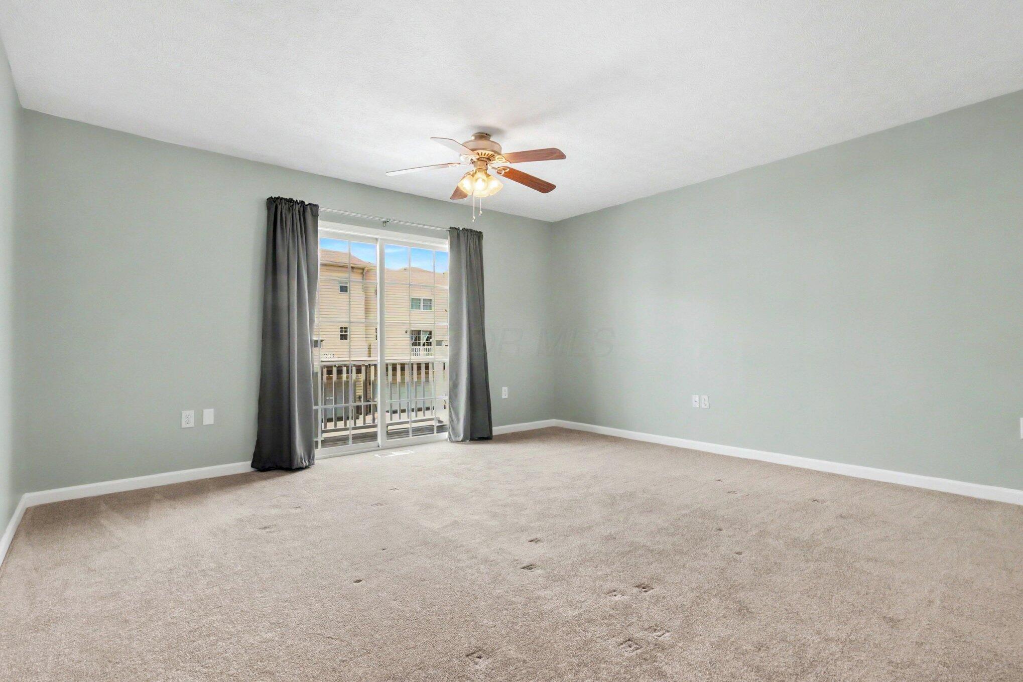 5566 Rainbow Falls Street Property Photo 8