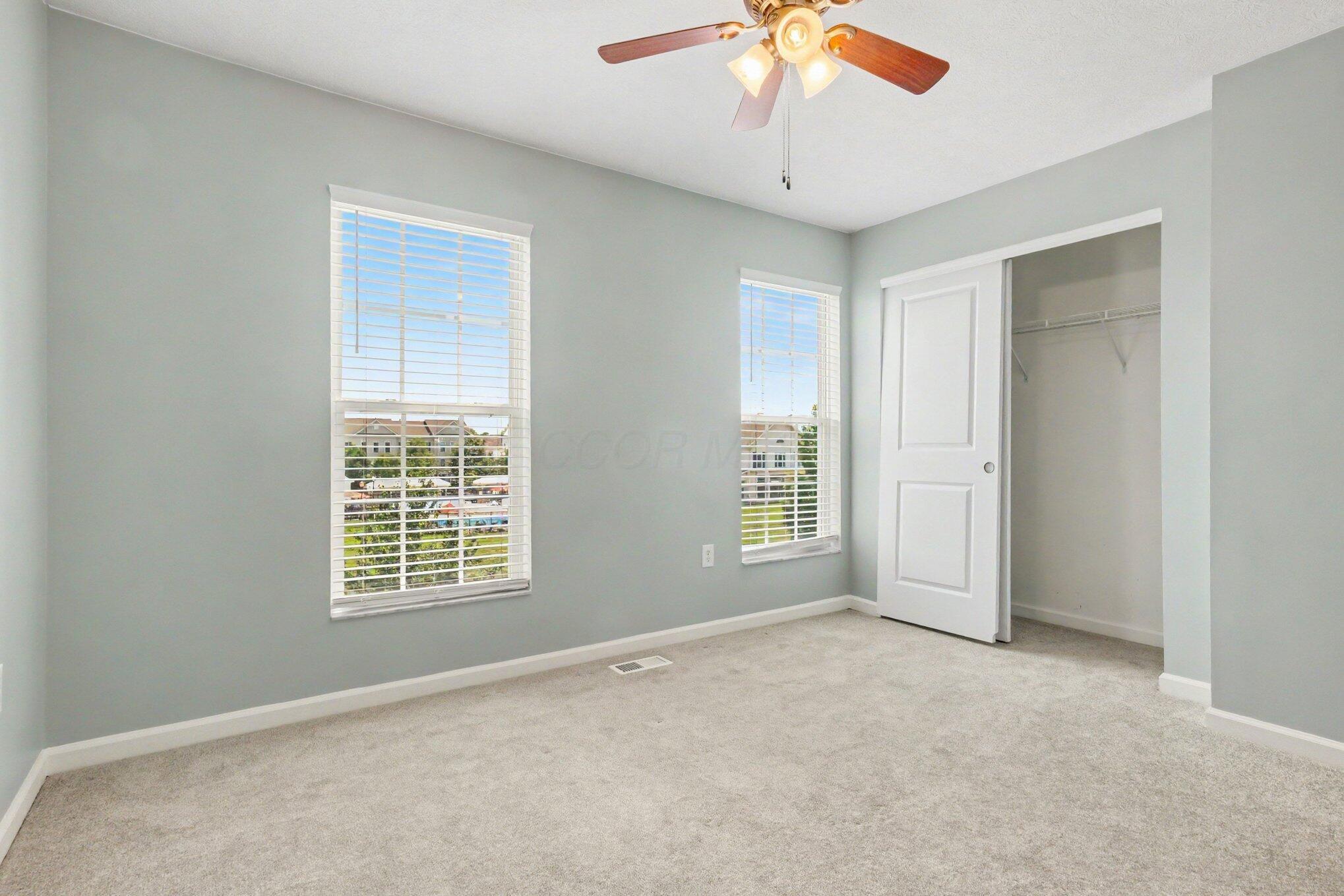5566 Rainbow Falls Street Property Photo 16