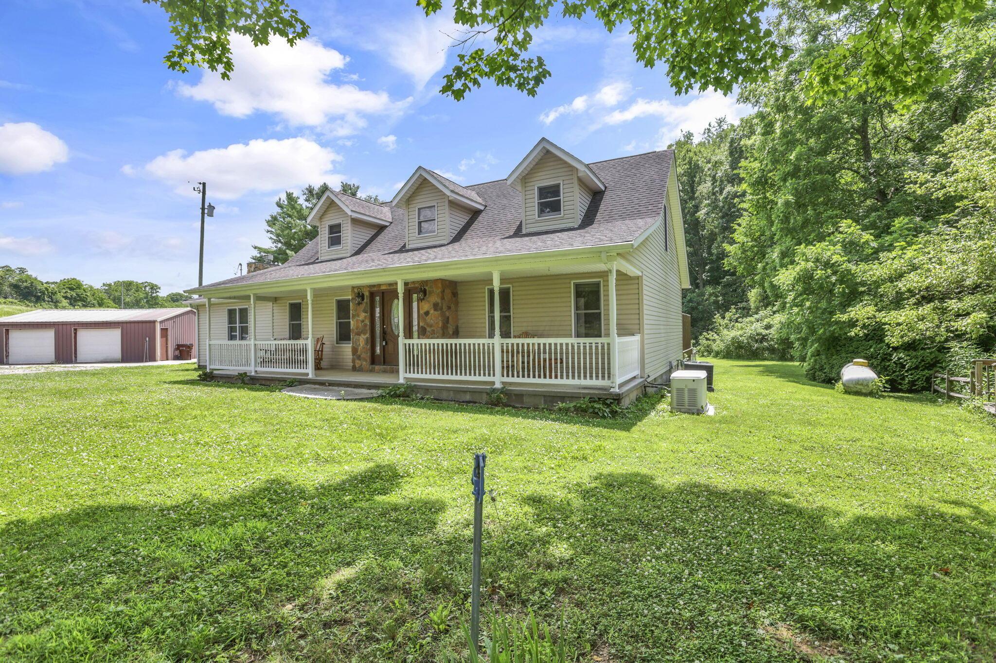 62766 Dunkle Creek Road Property Photo 3