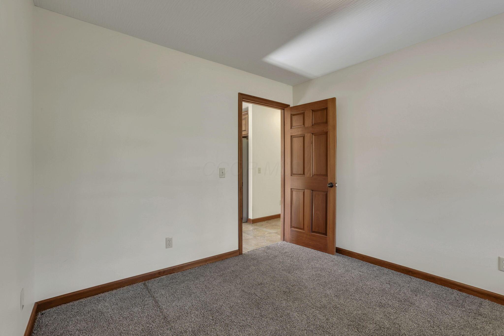 62766 Dunkle Creek Road Property Photo 14