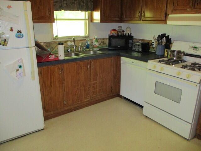 9791 Swaro Road Property Photo 38