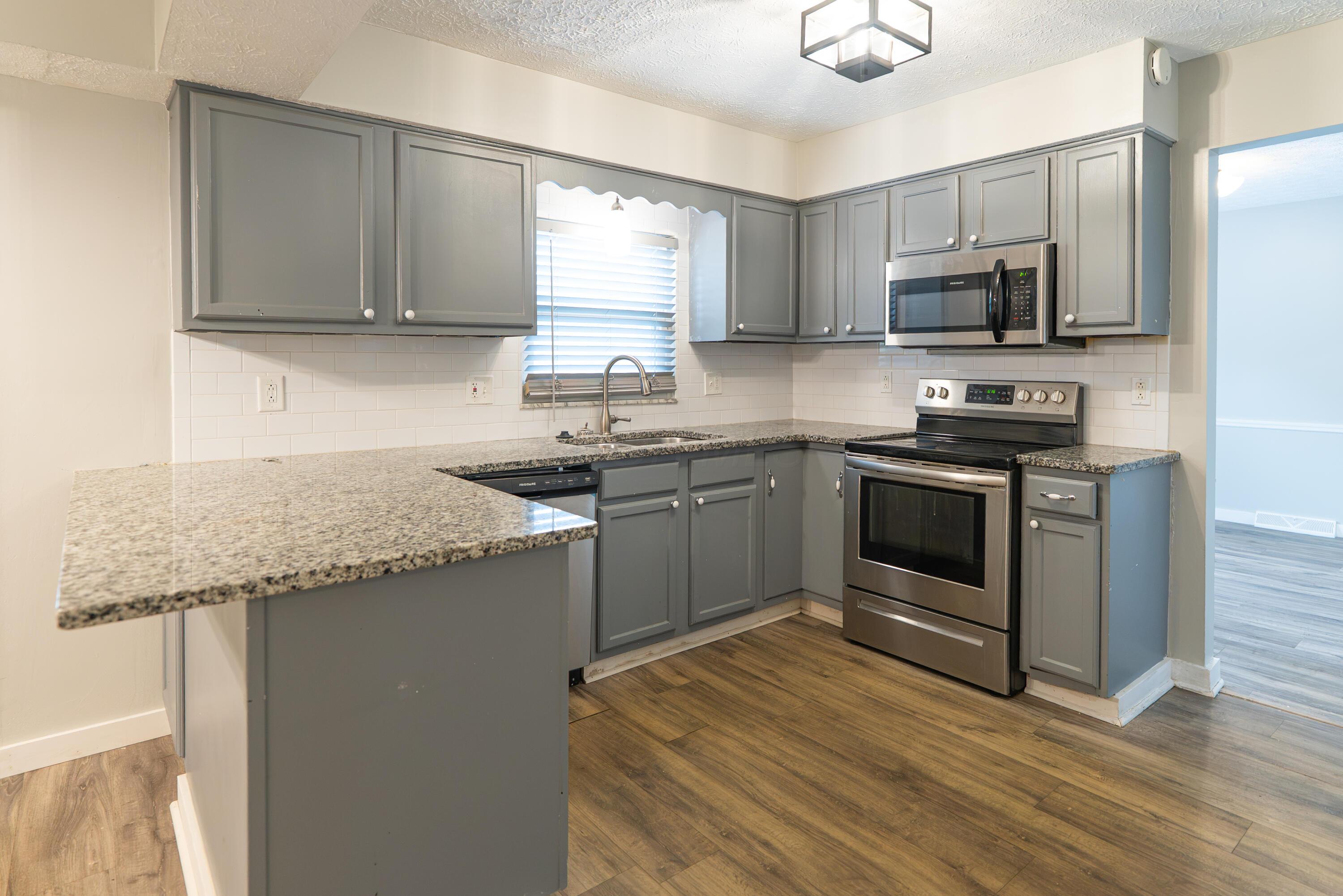 13182 Summerfield Way Property Photo 5