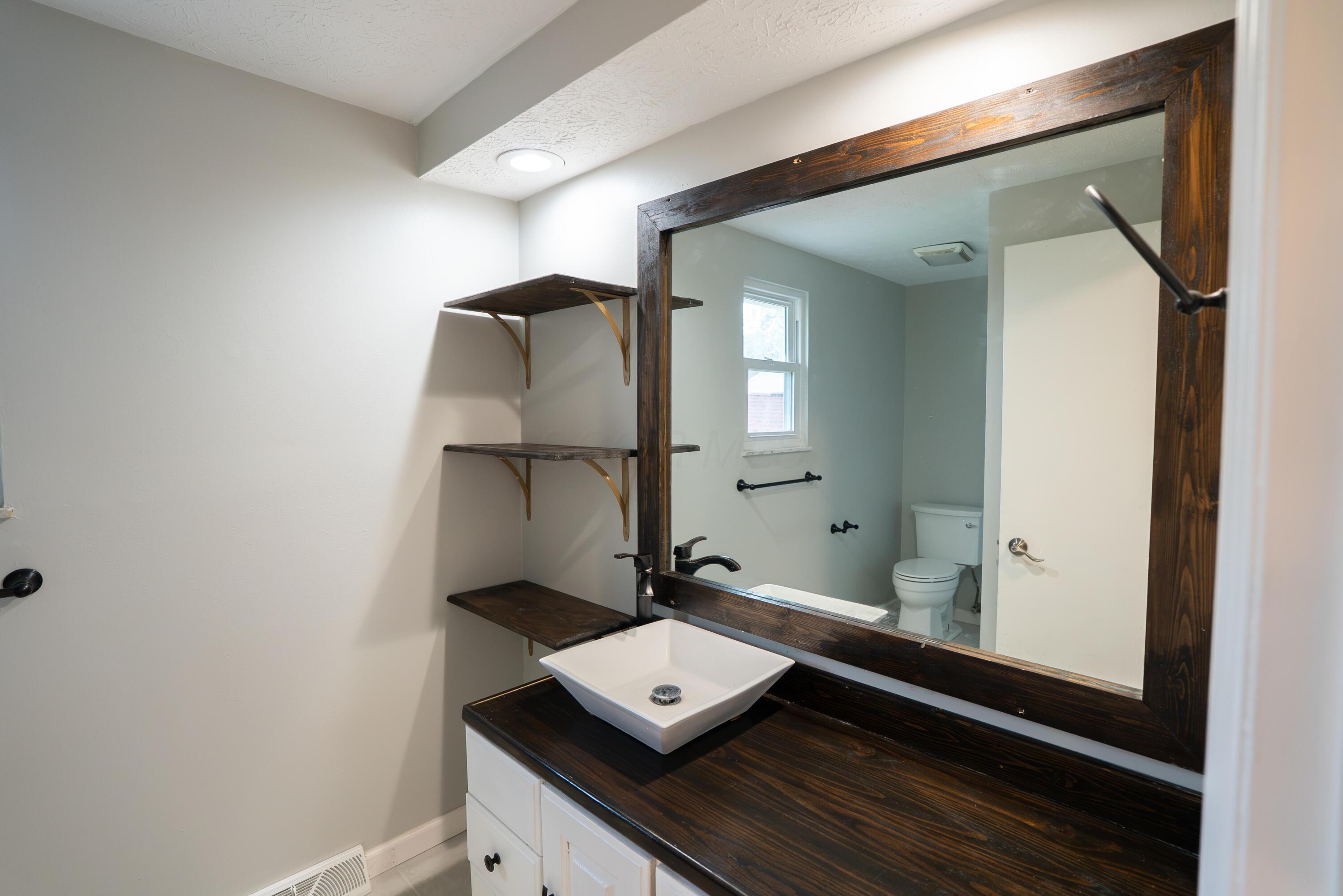 13182 Summerfield Way Property Photo 33