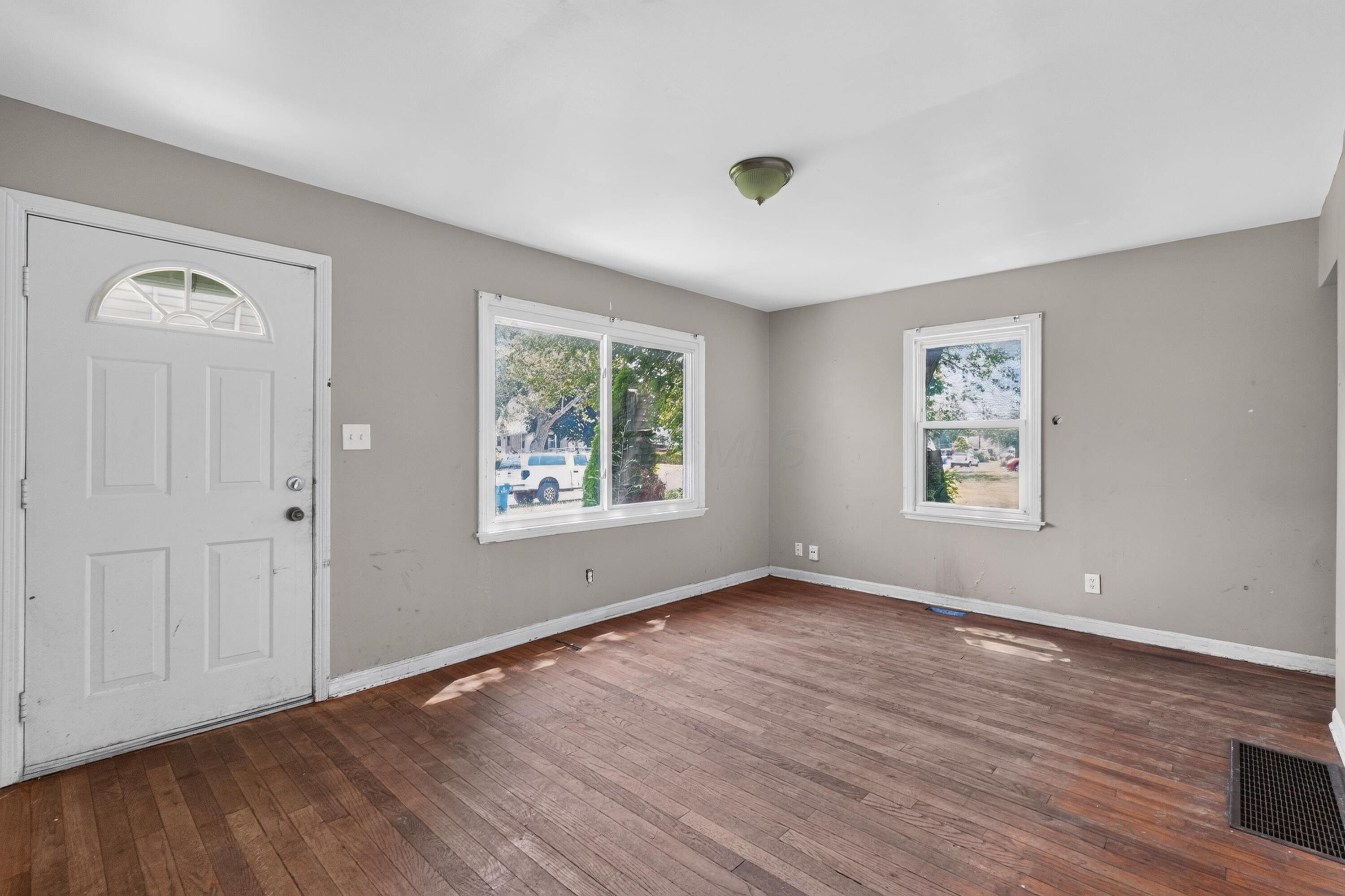 1748 Audrey Road Property Photo 3
