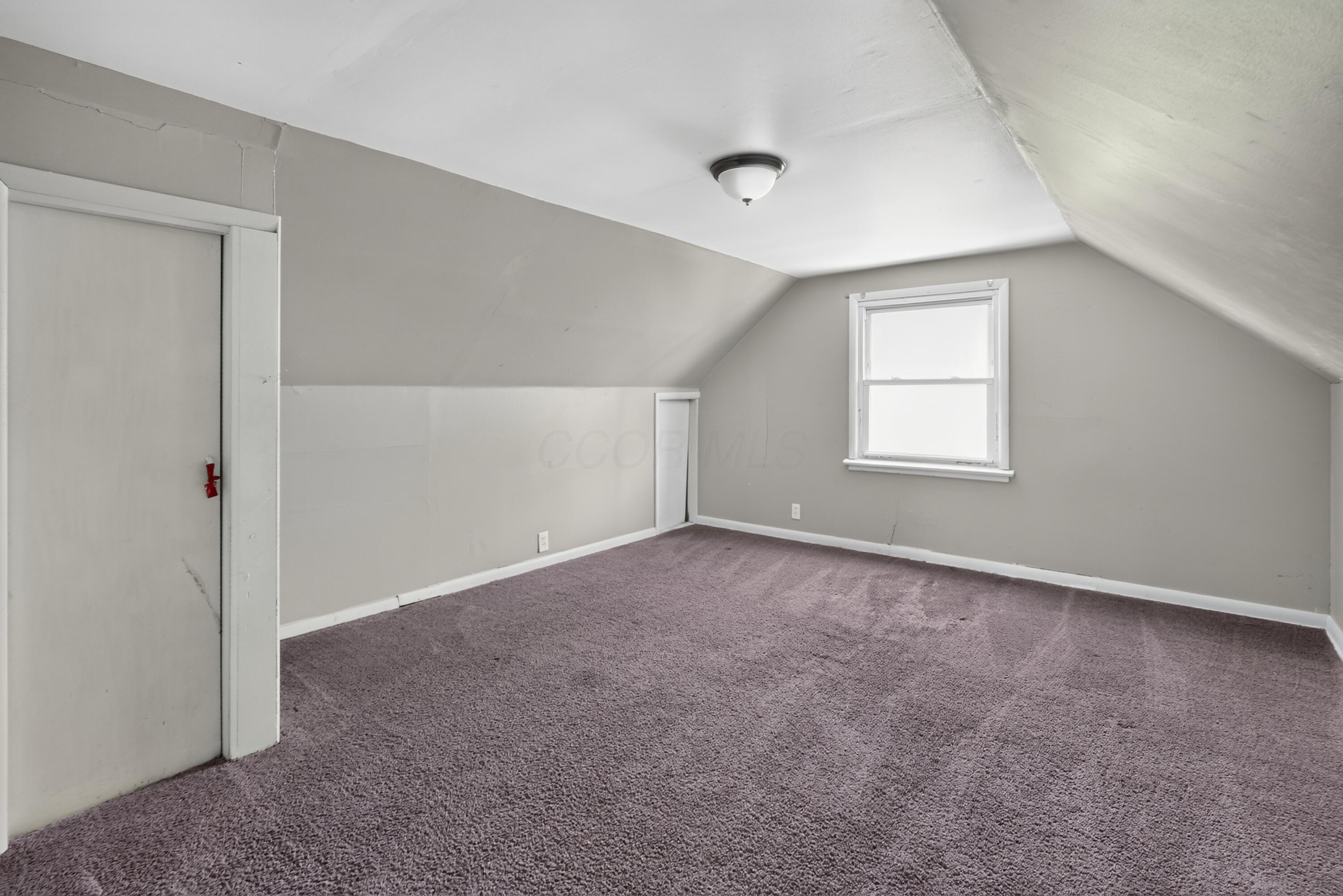 1748 Audrey Road Property Photo 7