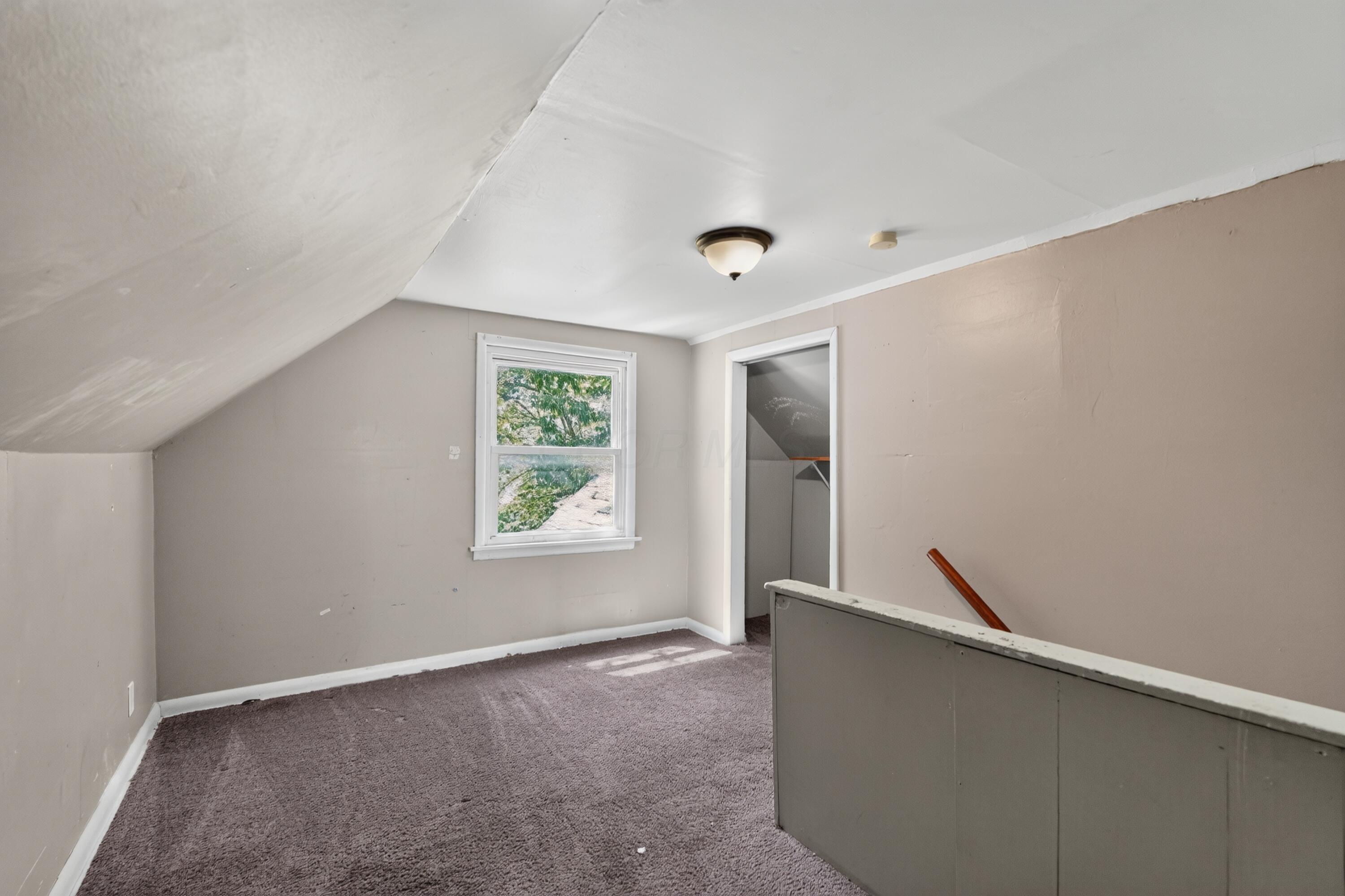1748 Audrey Road Property Photo 9