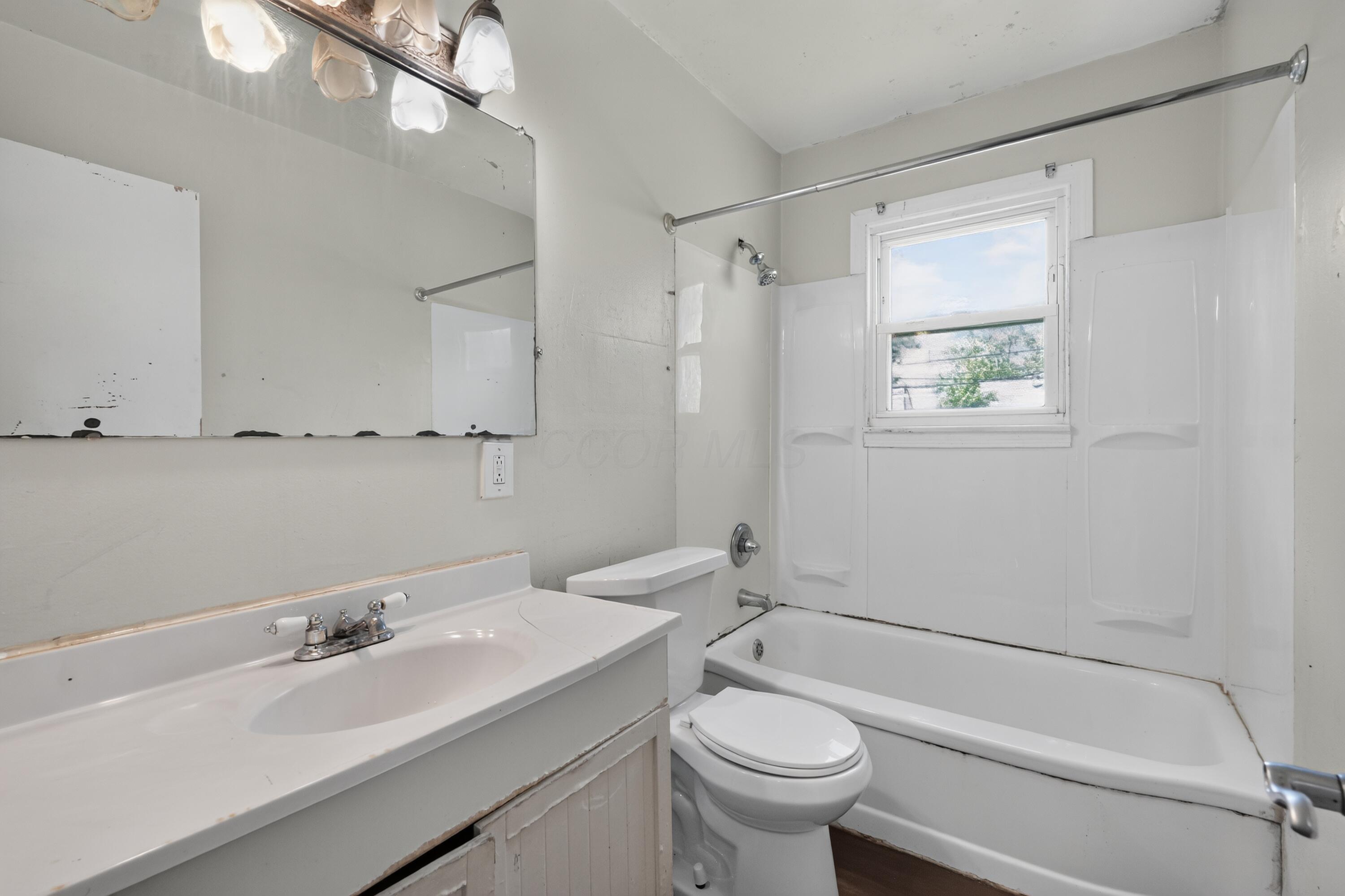 1748 Audrey Road Property Photo 14