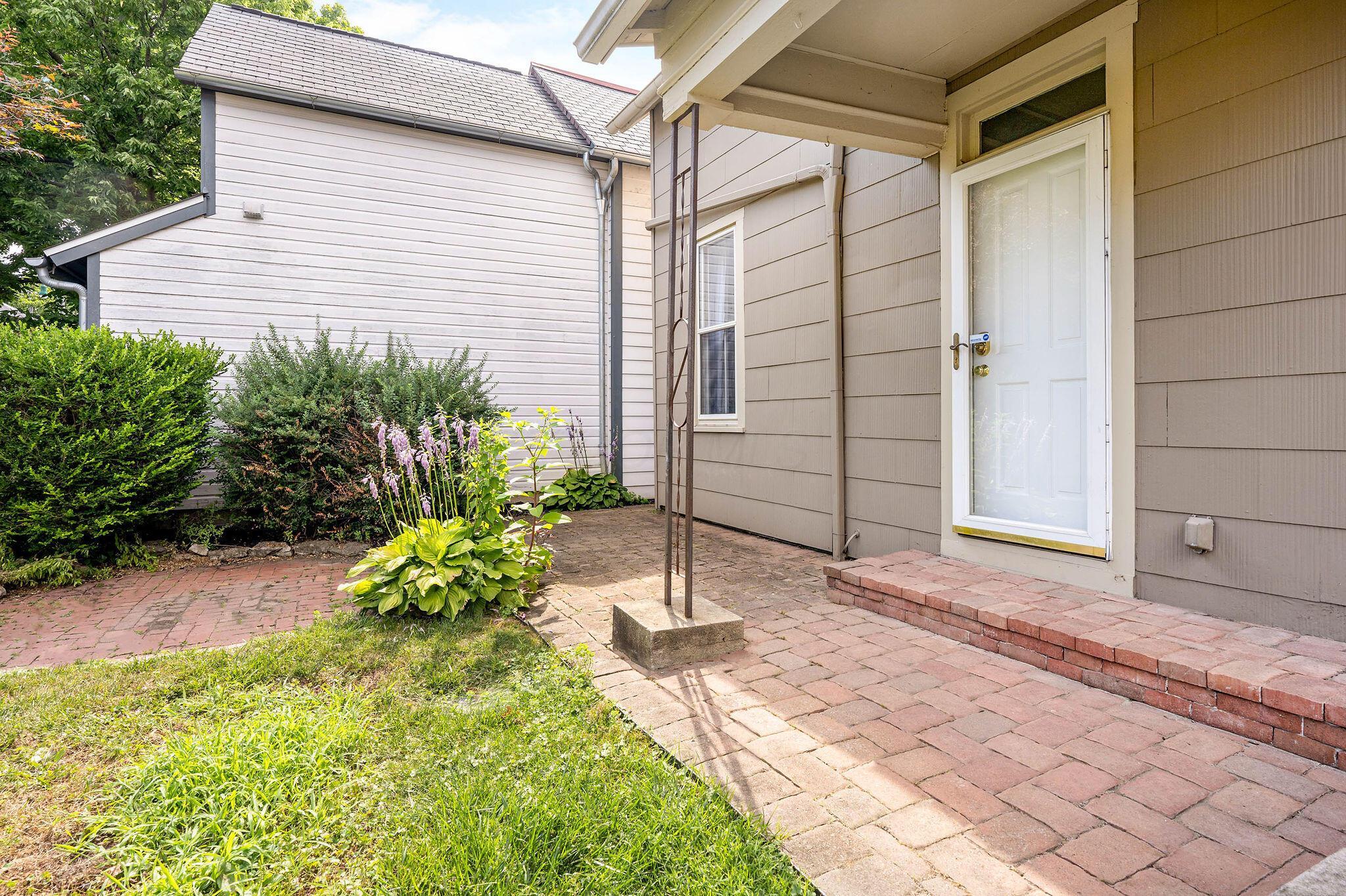 110 Concord Place Property Photo 24