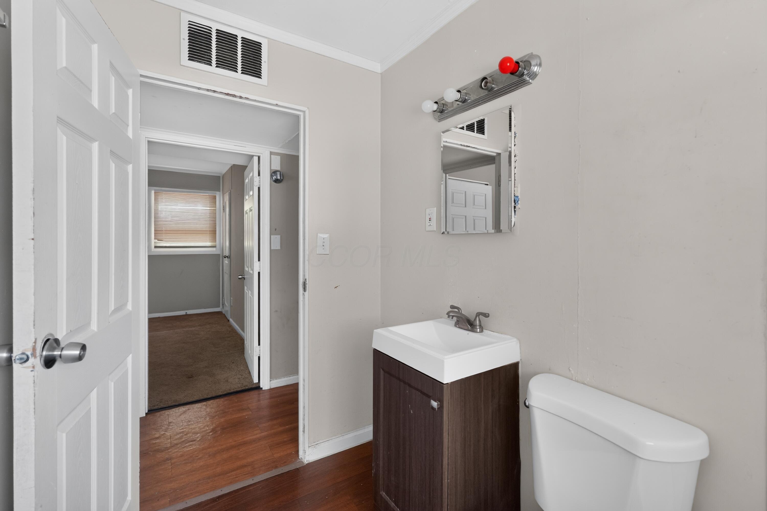 1170 S Hampton Road Property Photo 18