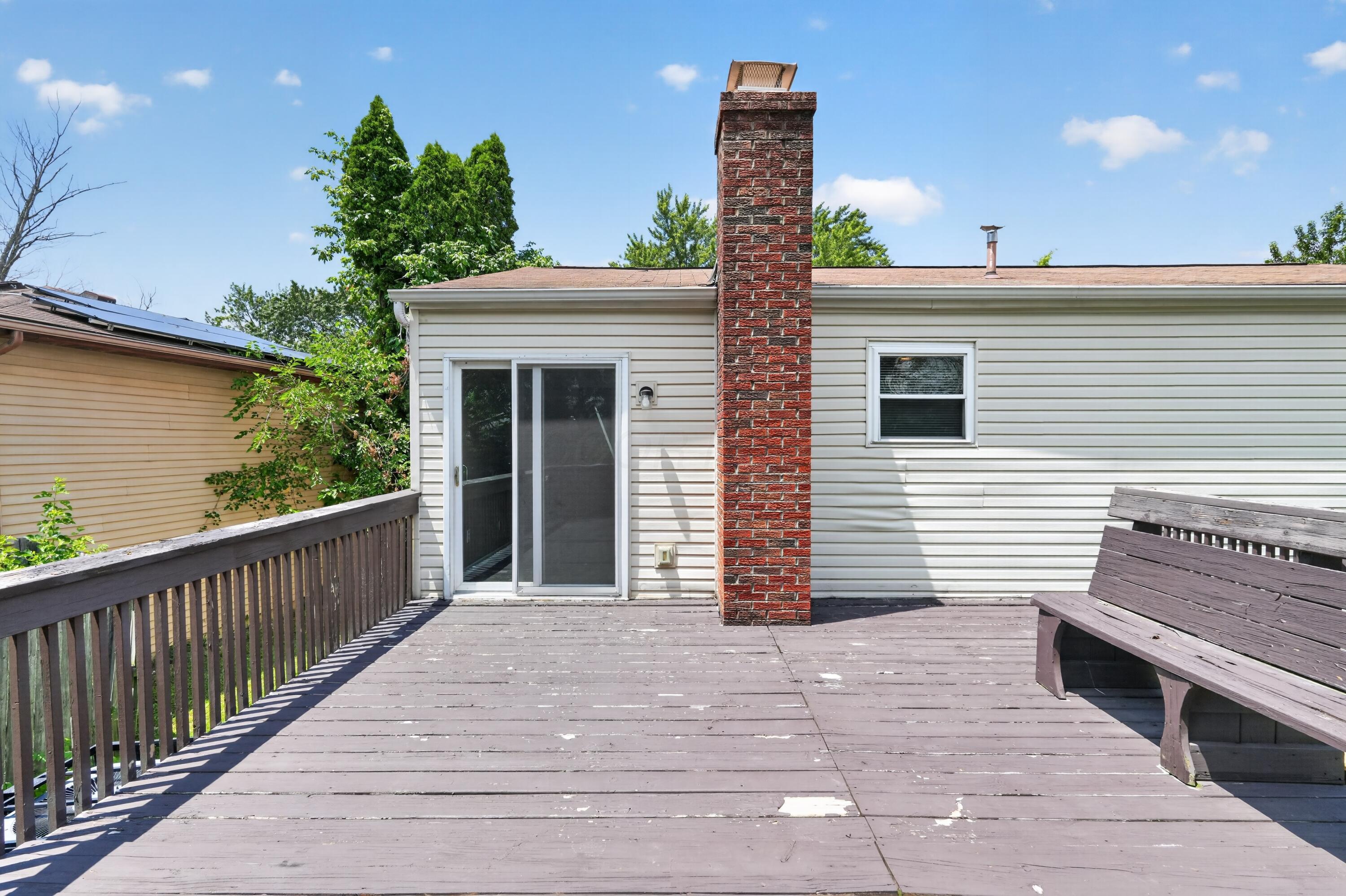 798 Orchard Glen Property Photo 3