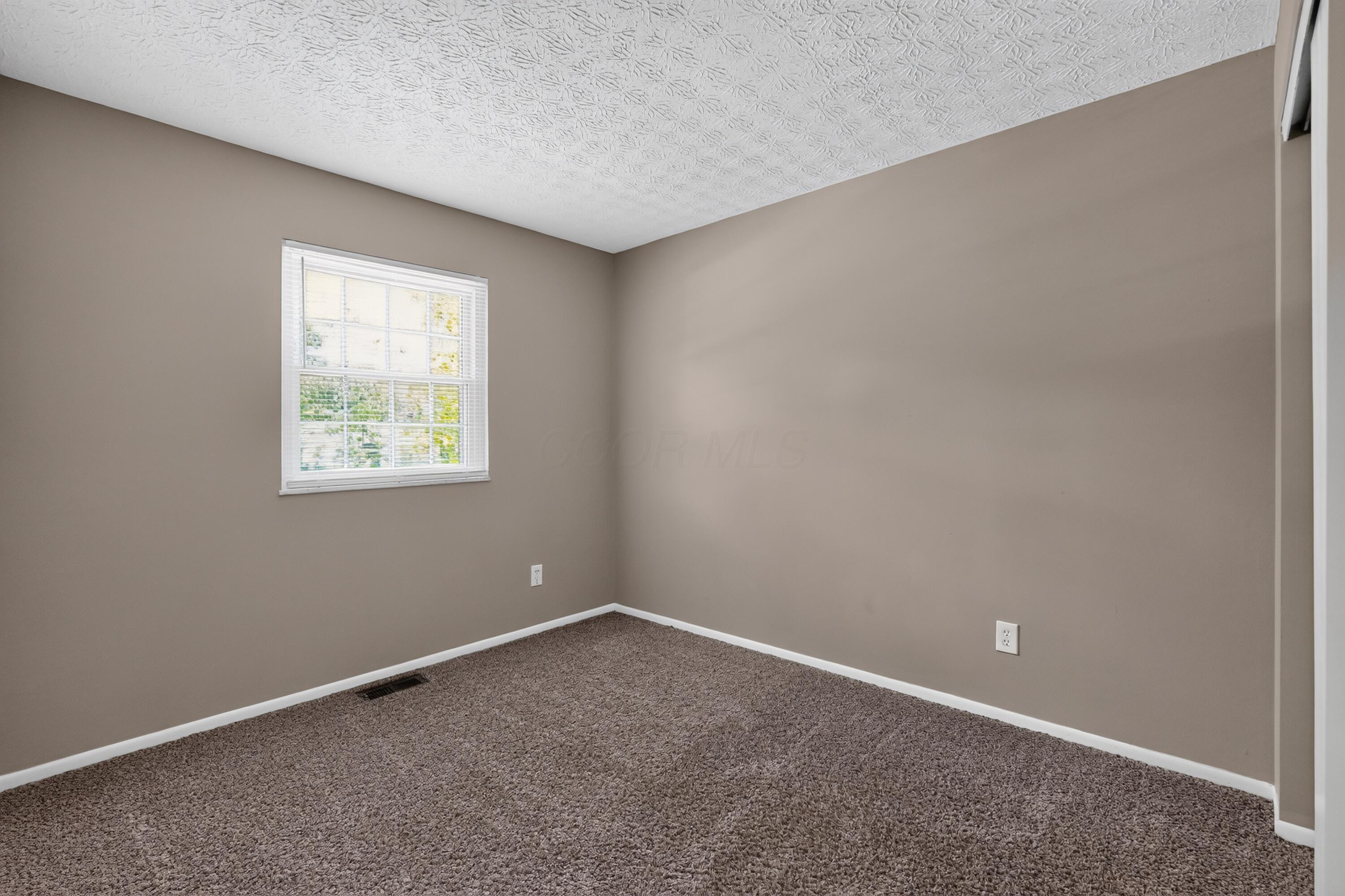 798 Orchard Glen Property Photo 33
