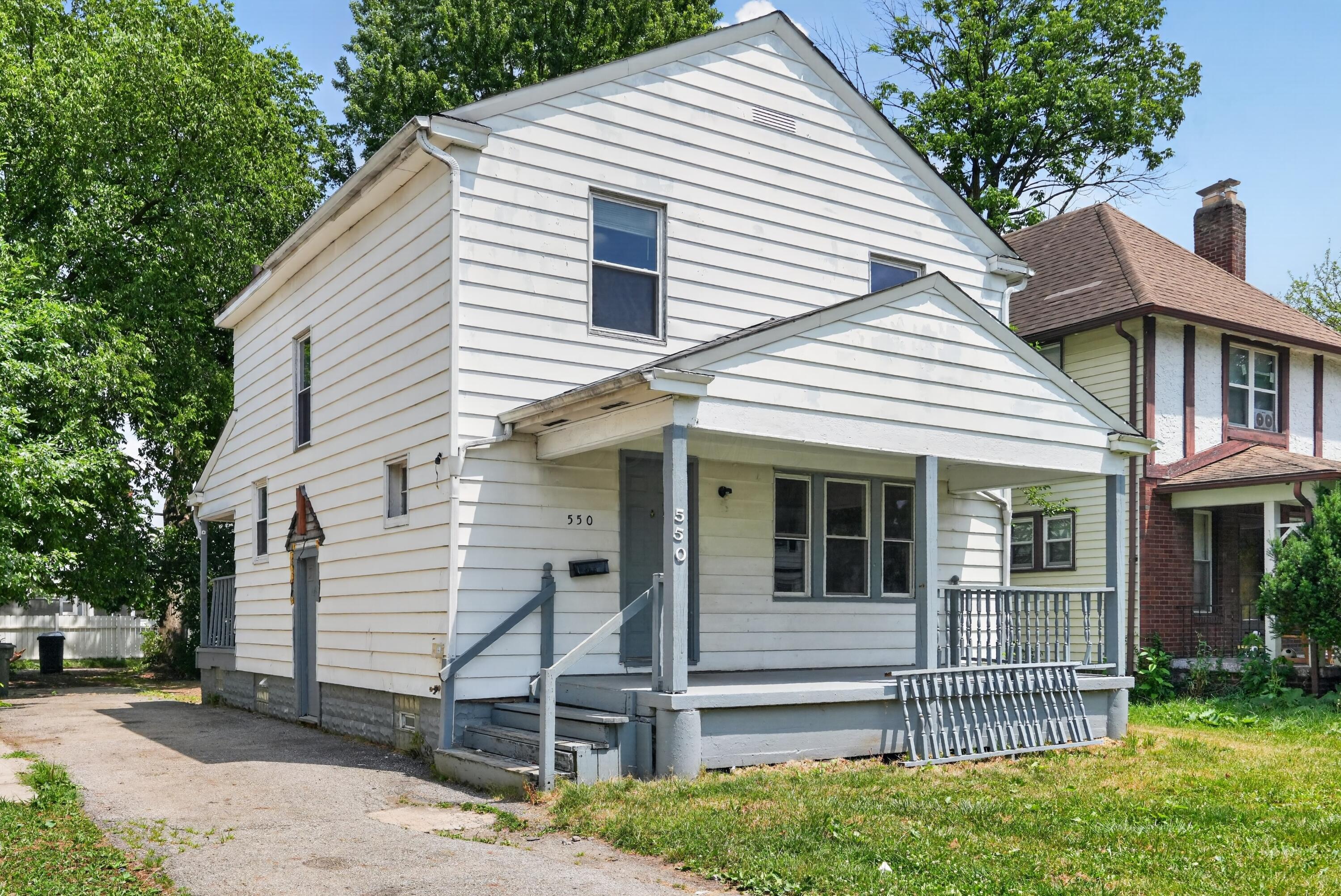 550 Wrexham Avenue