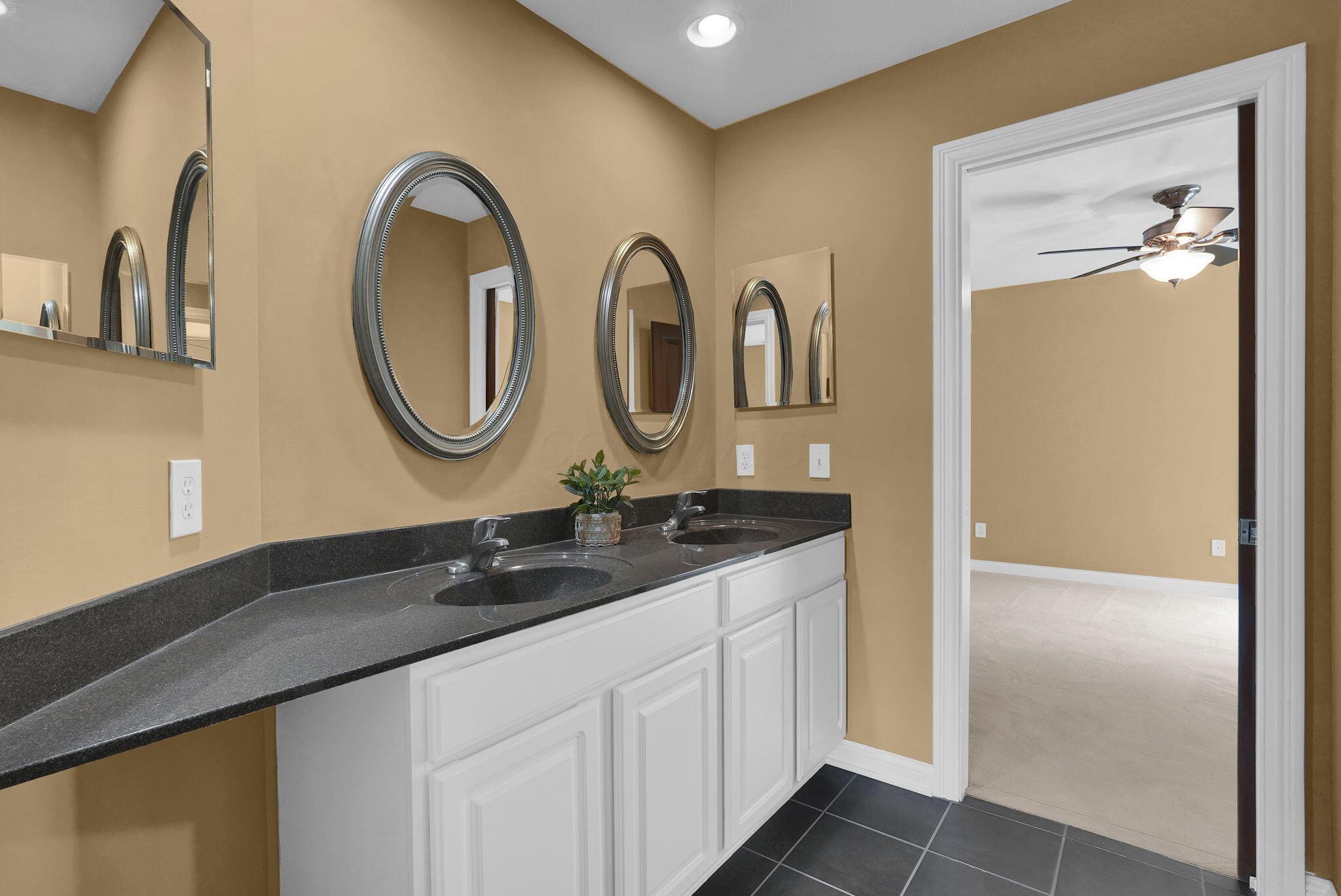 6052 Kentigern Court N Property Photo 46