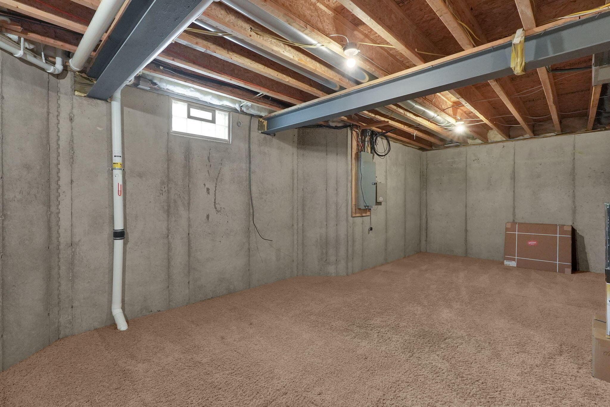 6052 Kentigern Court N Property Photo 54