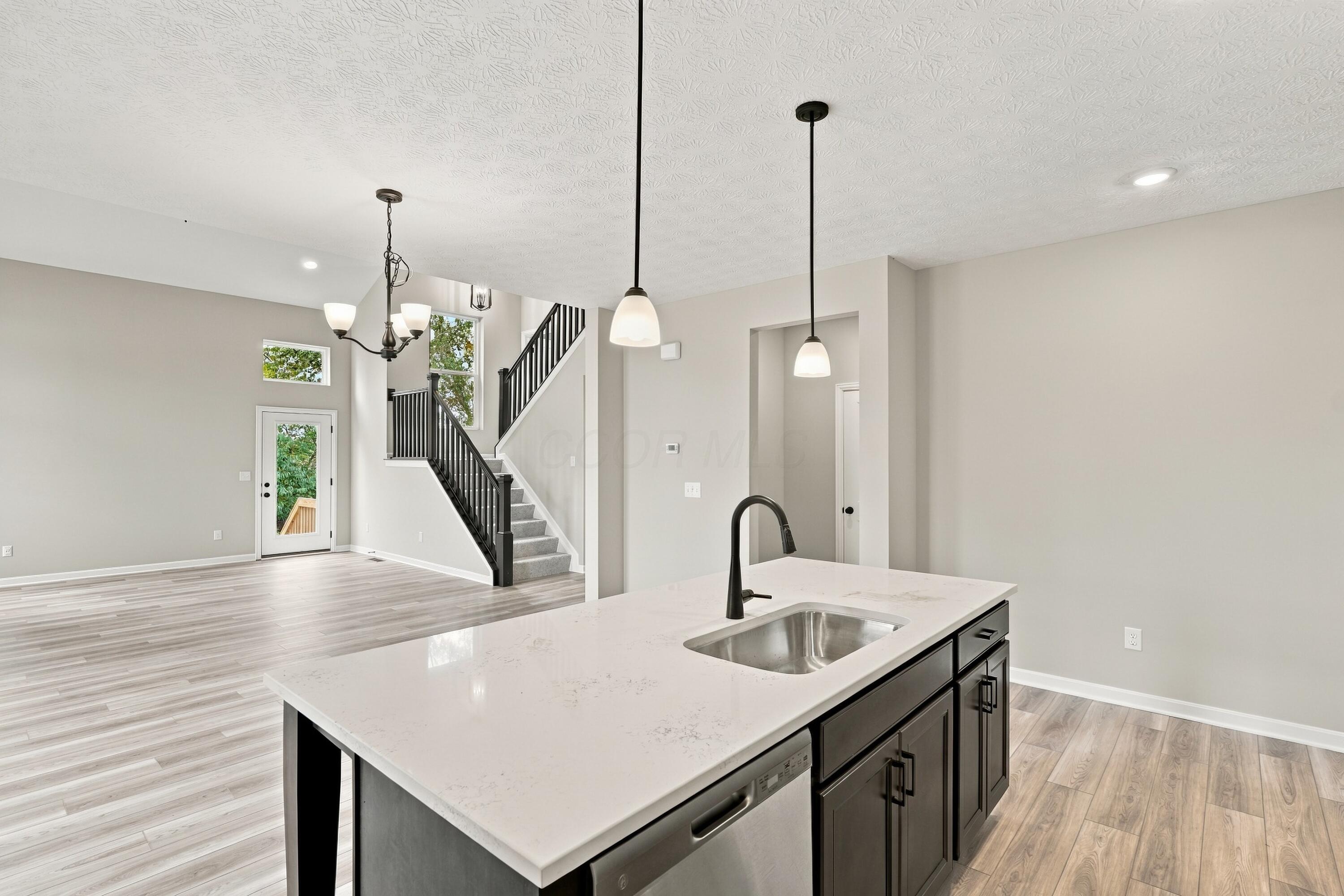 47 Englewood Road Property Photo 15