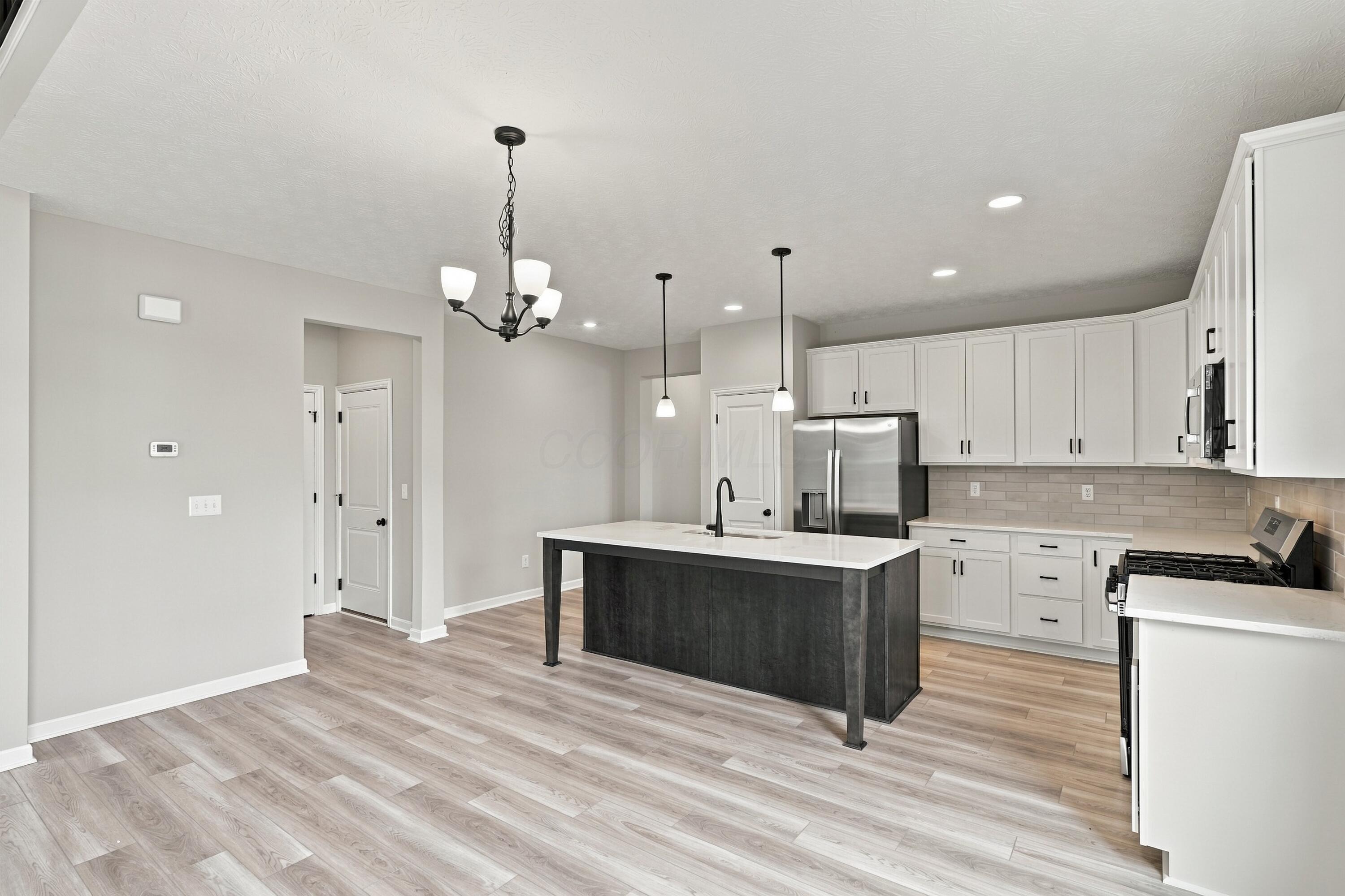 47 Englewood Road Property Photo 16