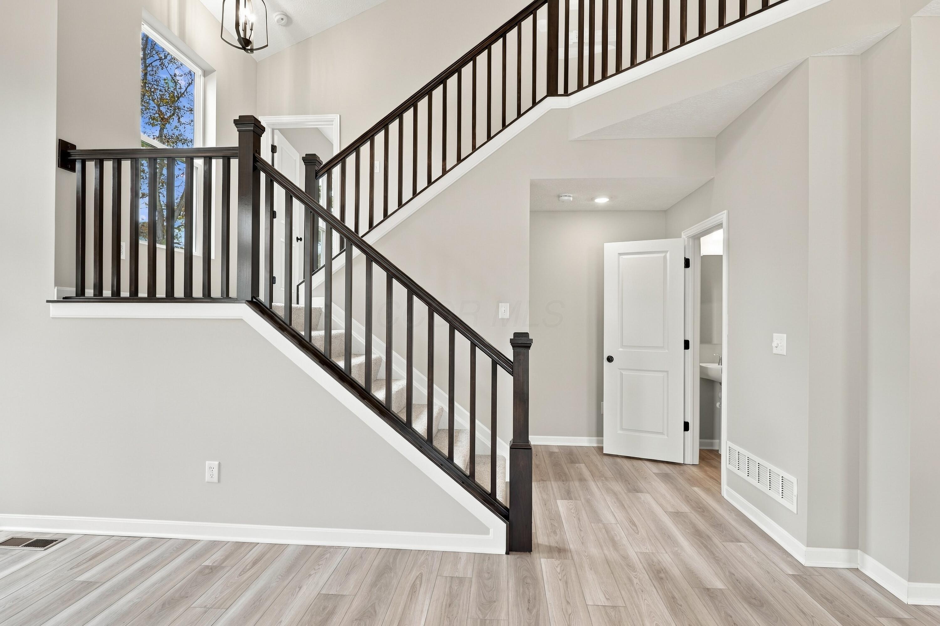 47 Englewood Road Property Photo 24