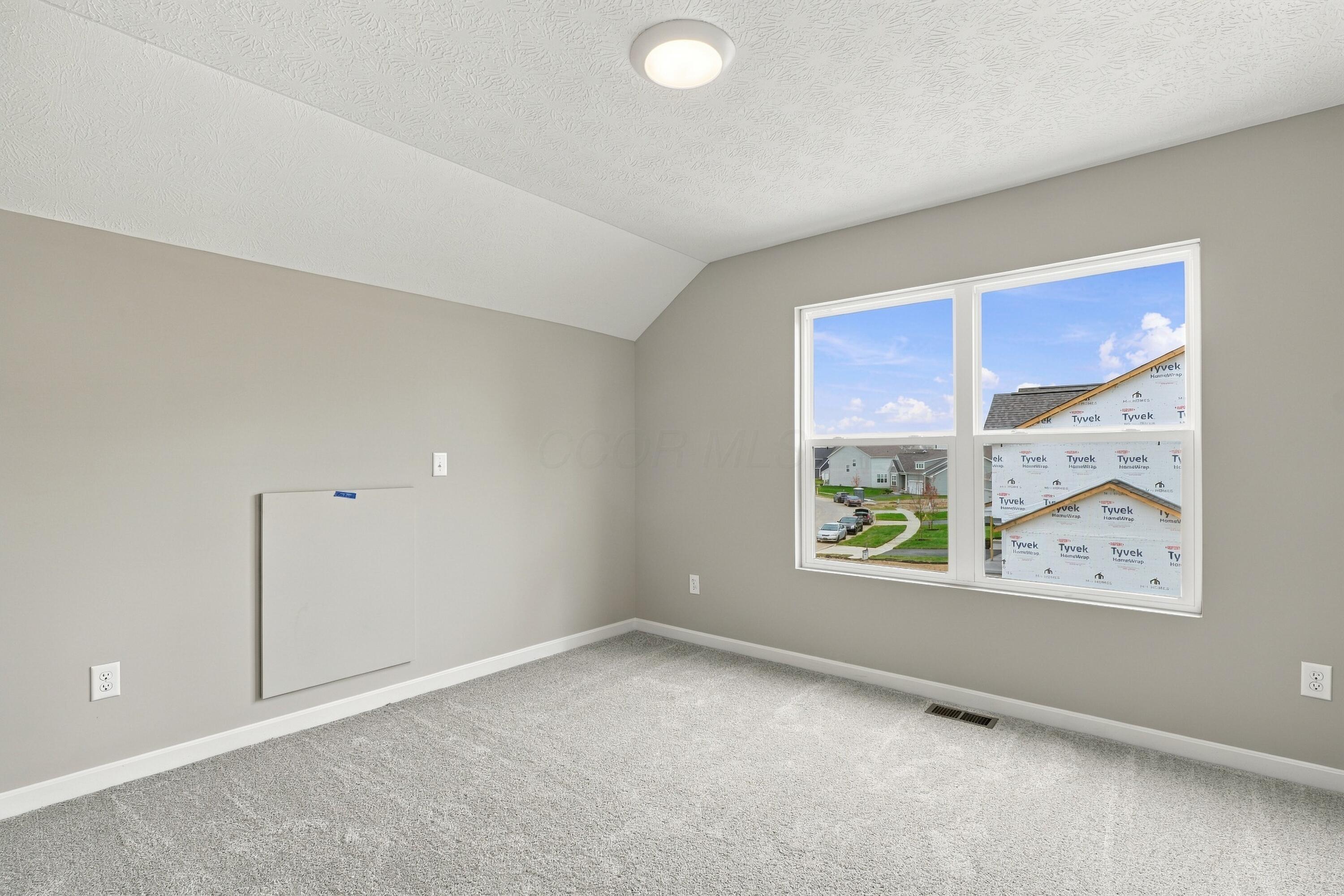 47 Englewood Road Property Photo 30