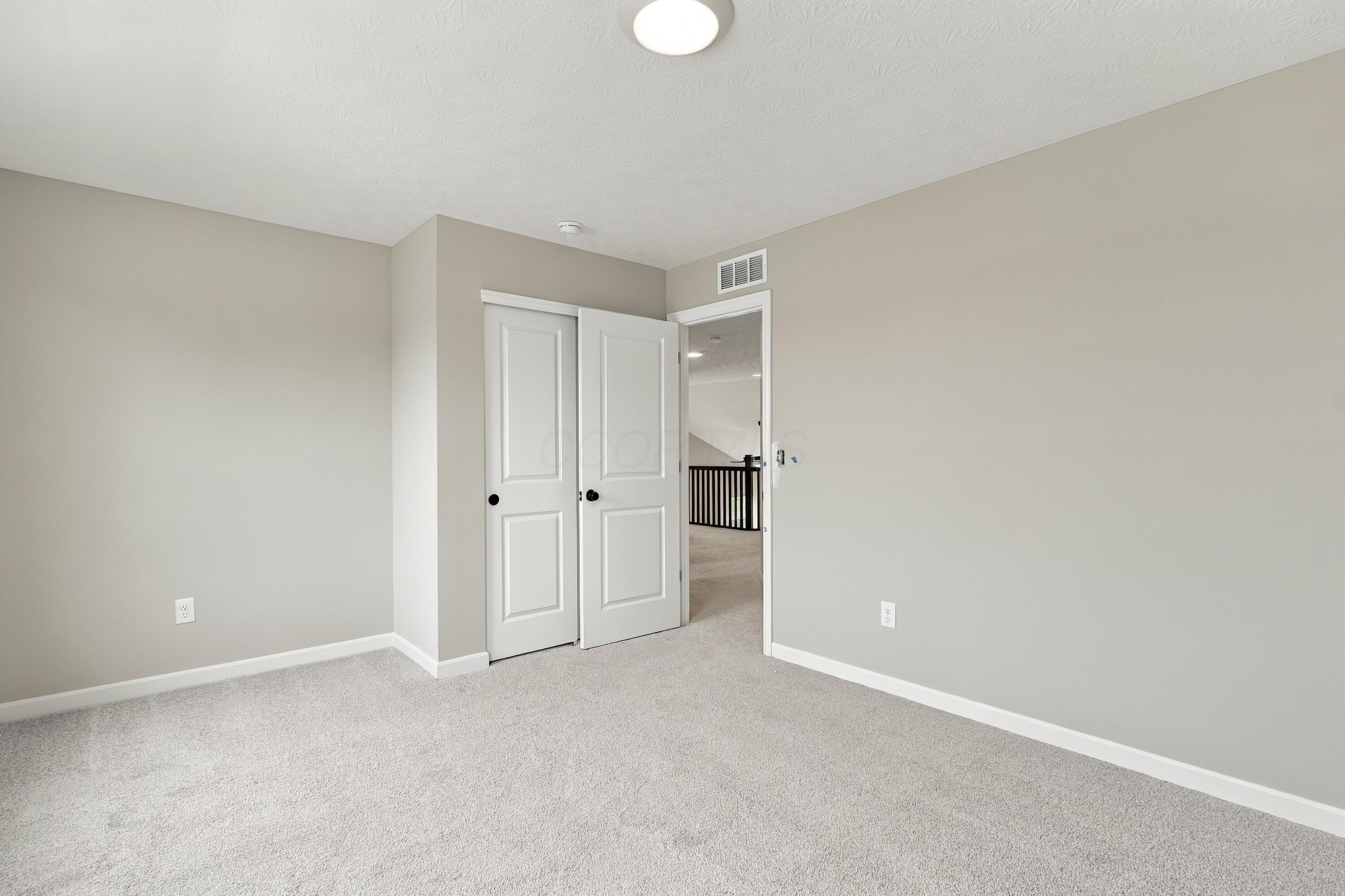 47 Englewood Road Property Photo 35