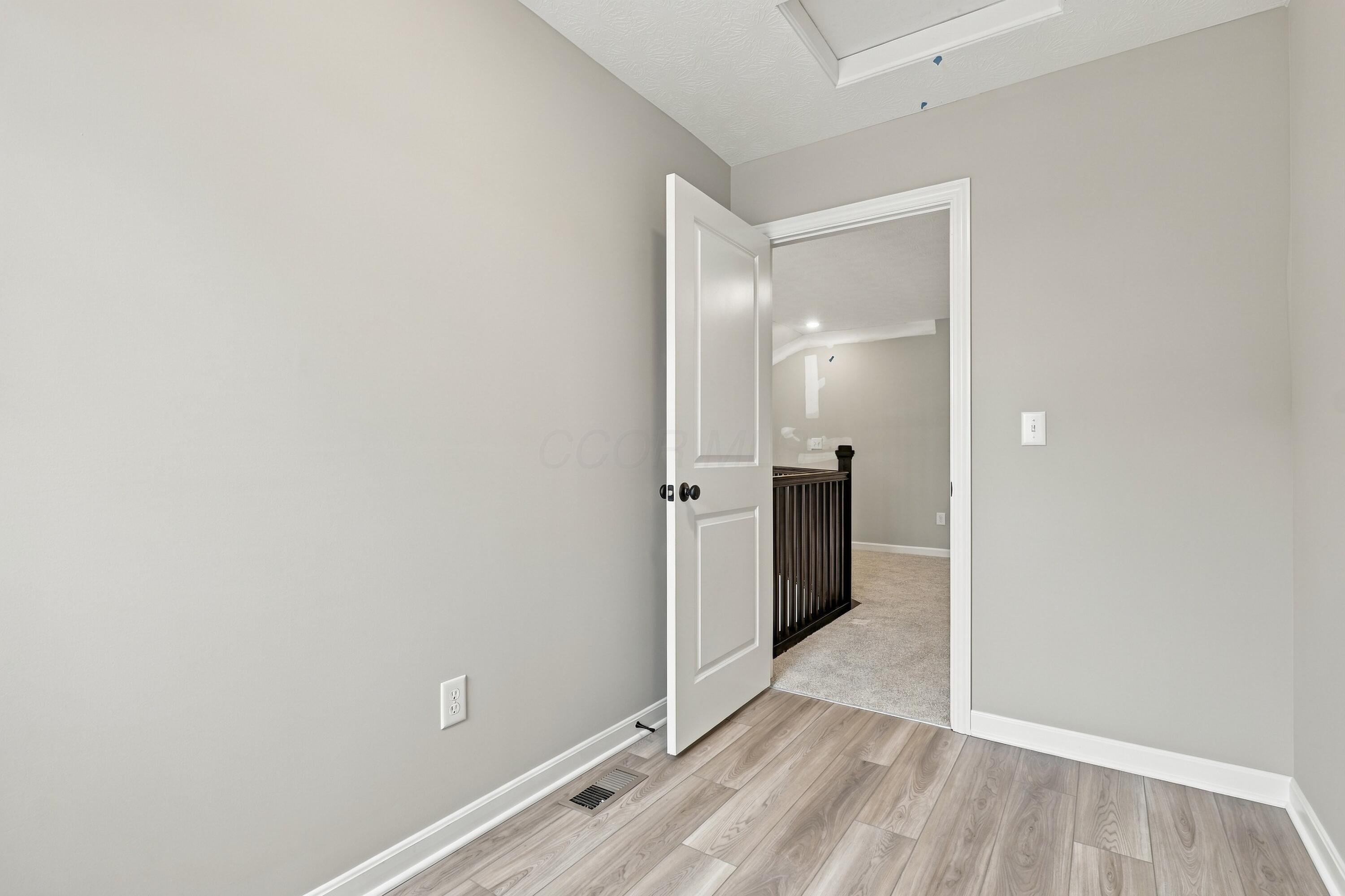 47 Englewood Road Property Photo 39