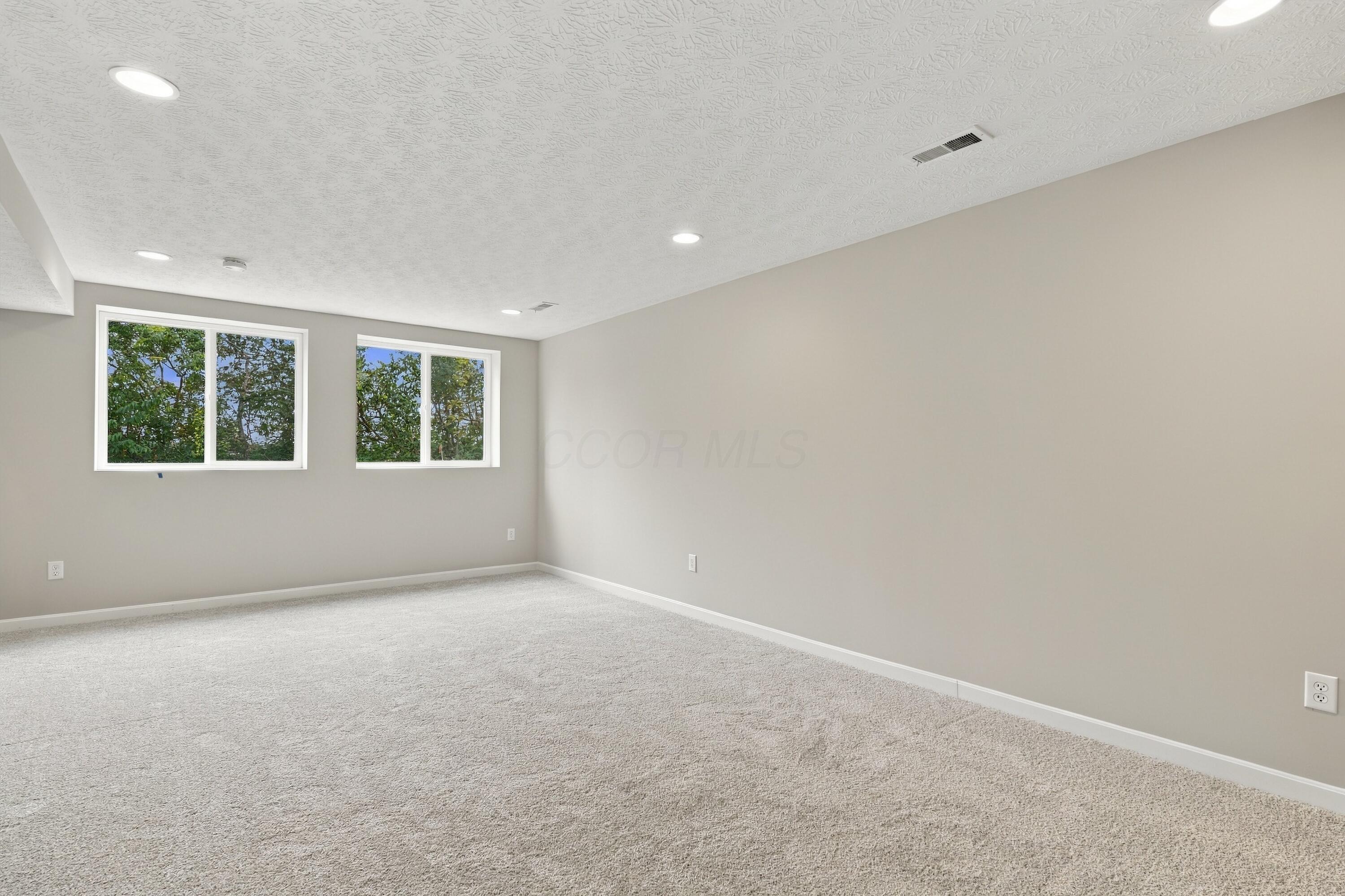 47 Englewood Road Property Photo 51