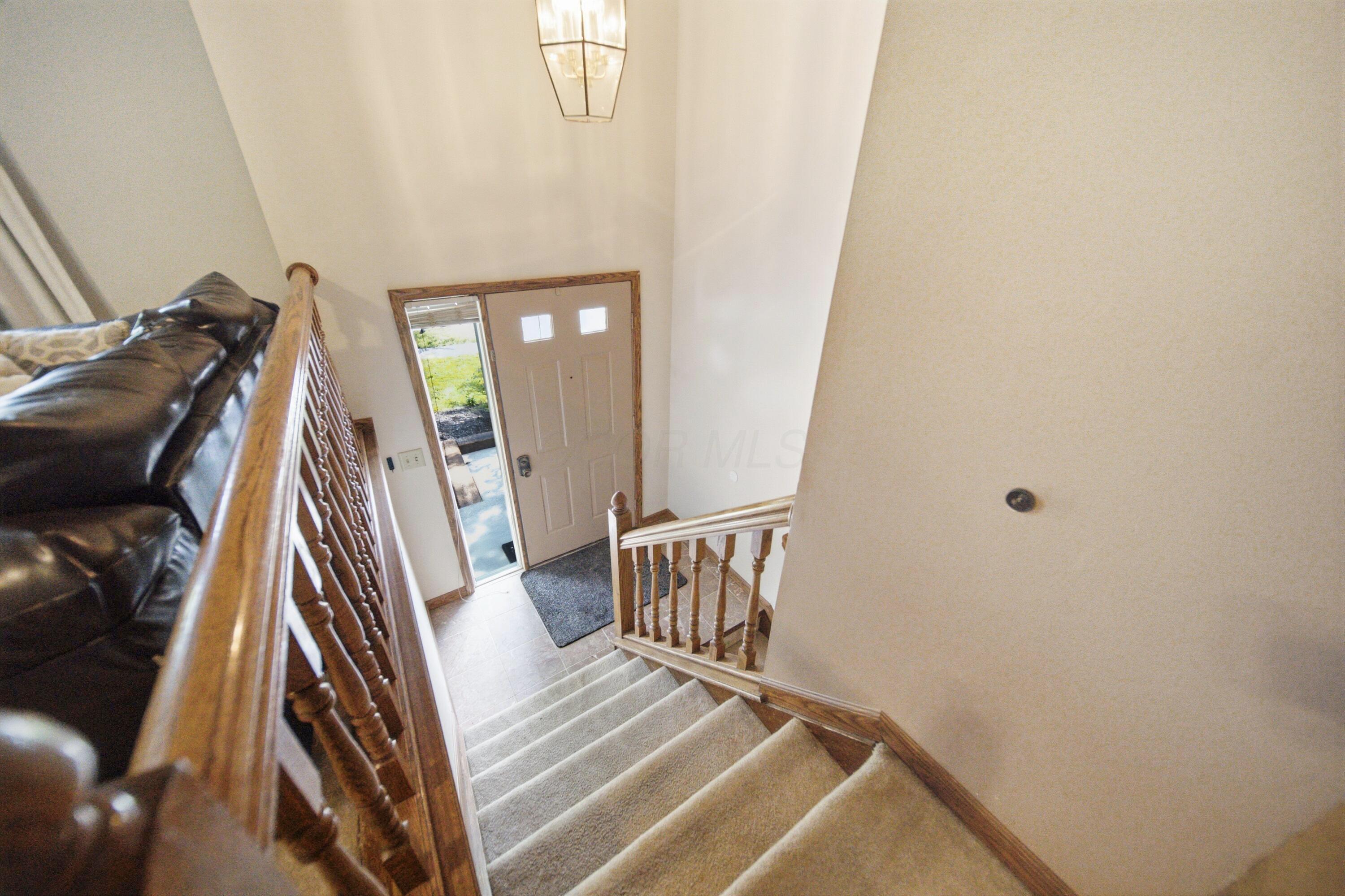 7893 Leaview Drive Property Photo 3