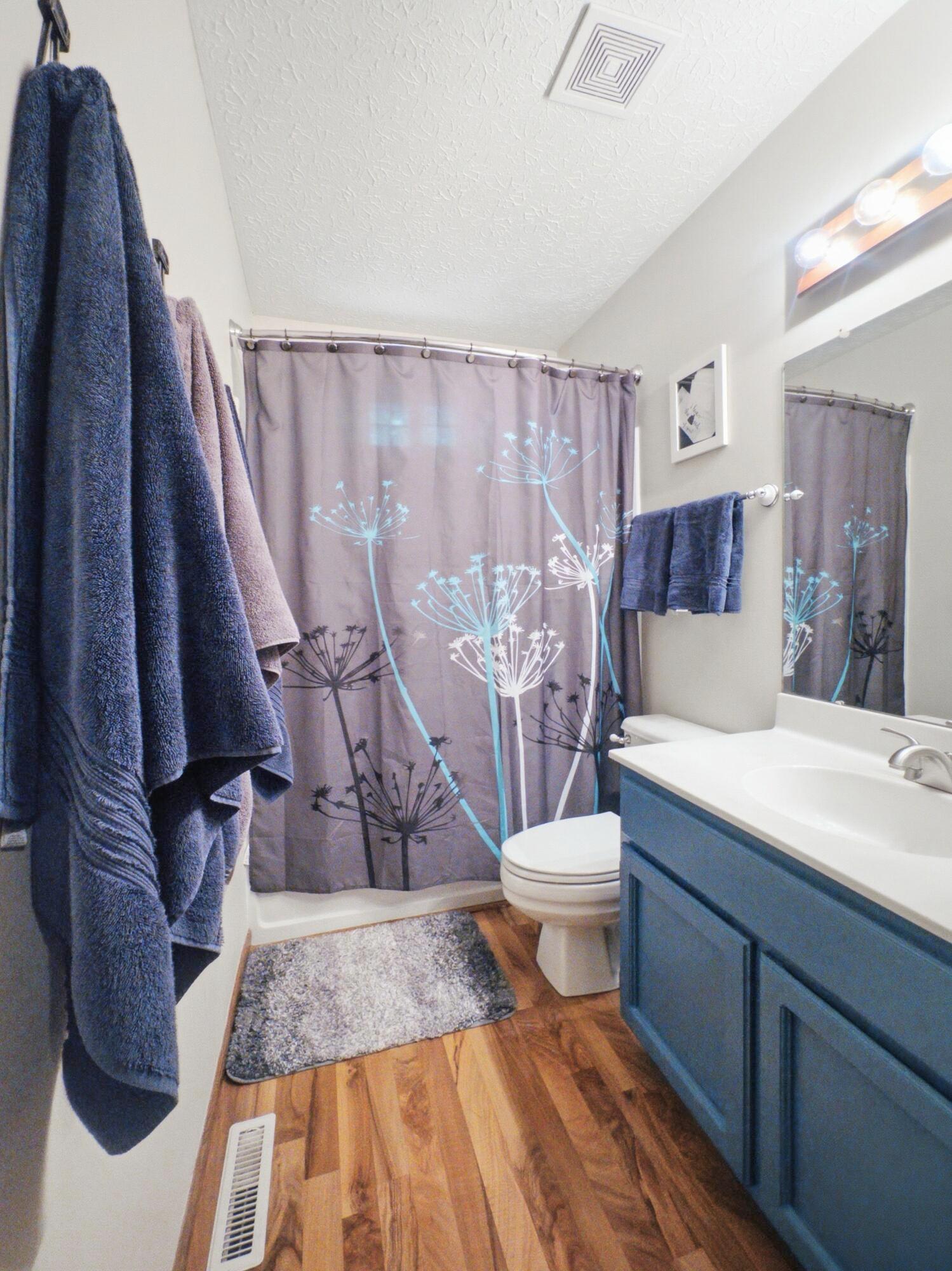7893 Leaview Drive Property Photo 12