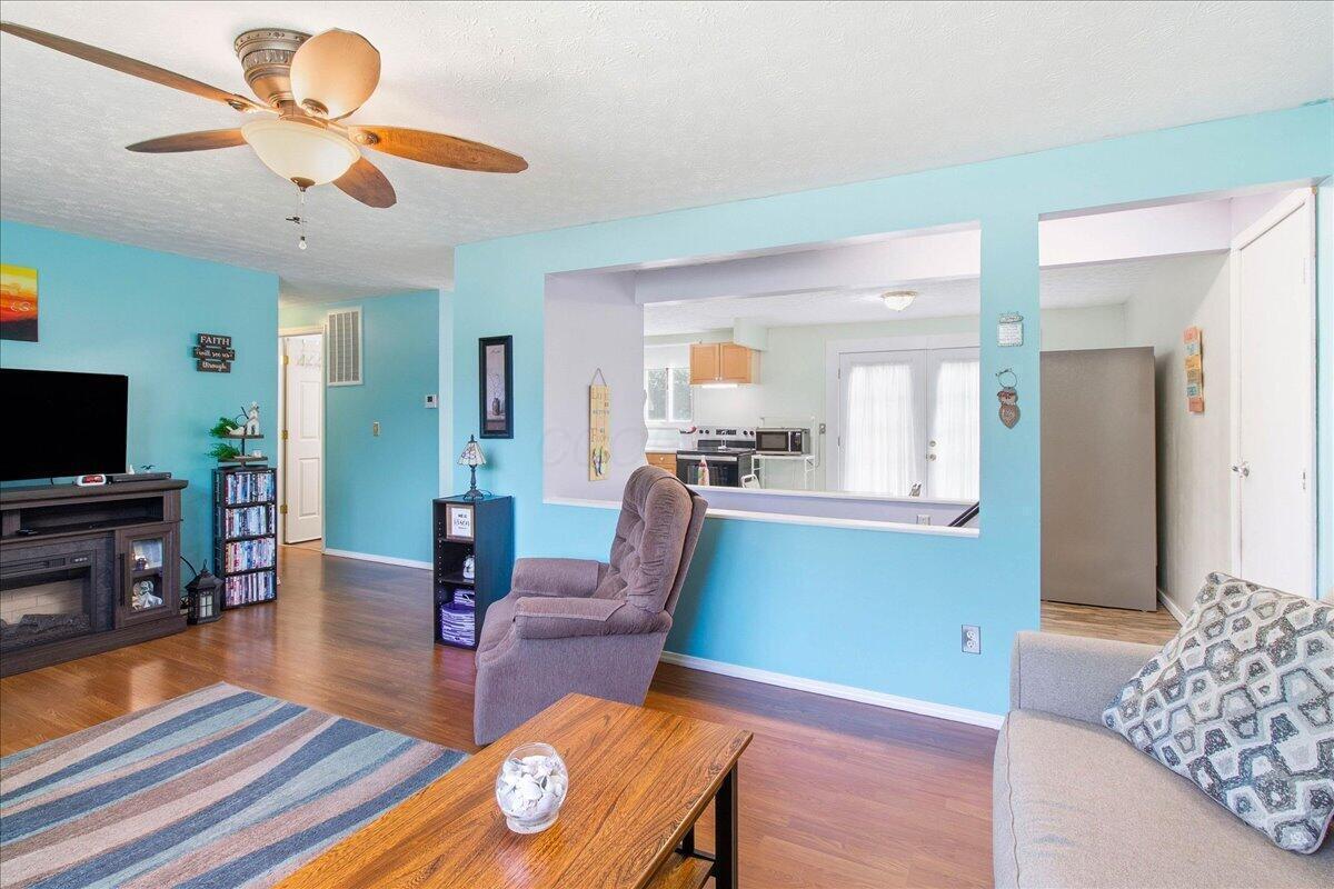 504 Jefferson Court Property Photo 6