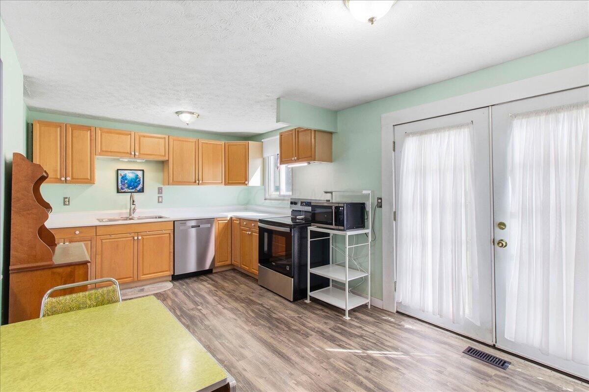 504 Jefferson Court Property Photo 10