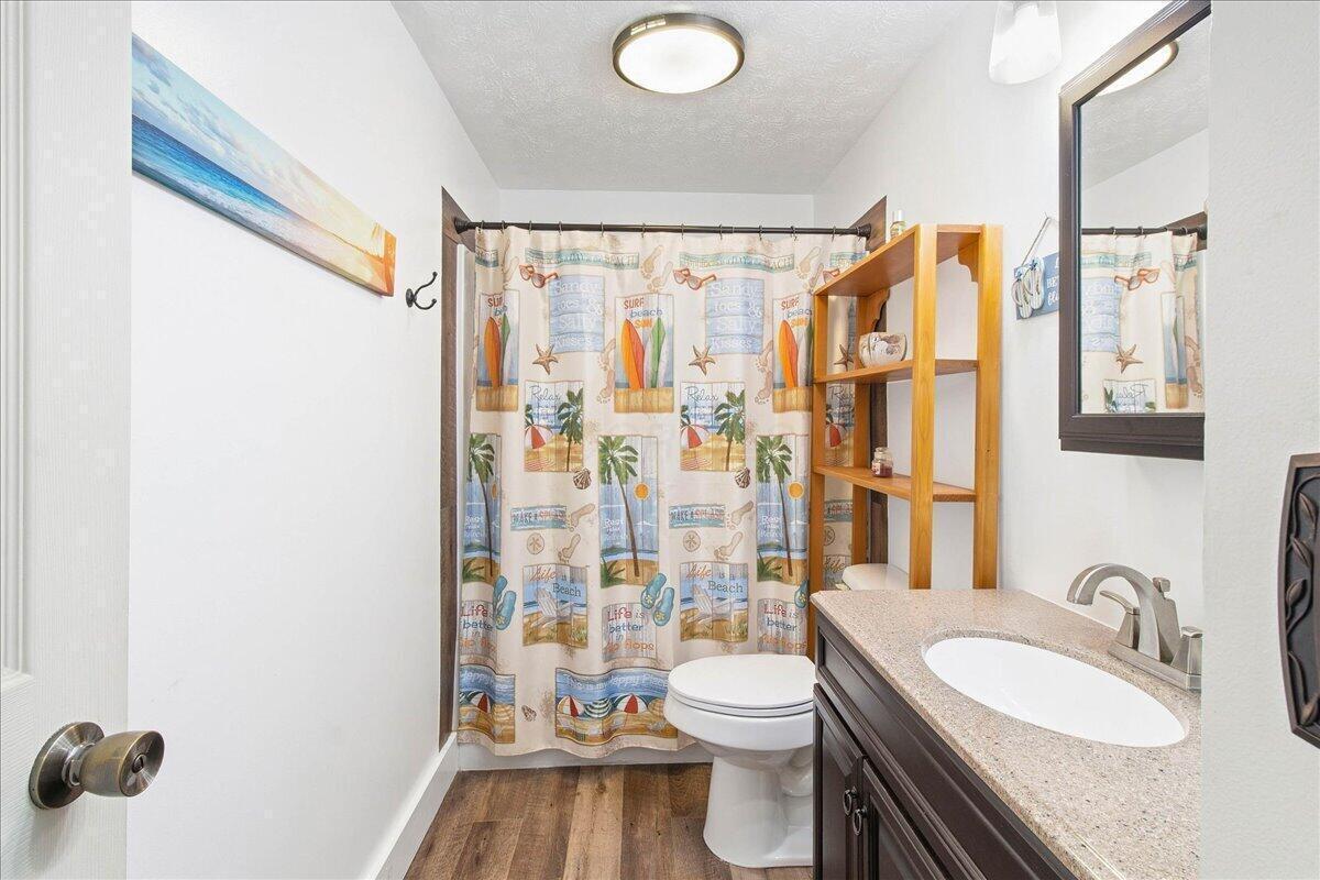 504 Jefferson Court Property Photo 15