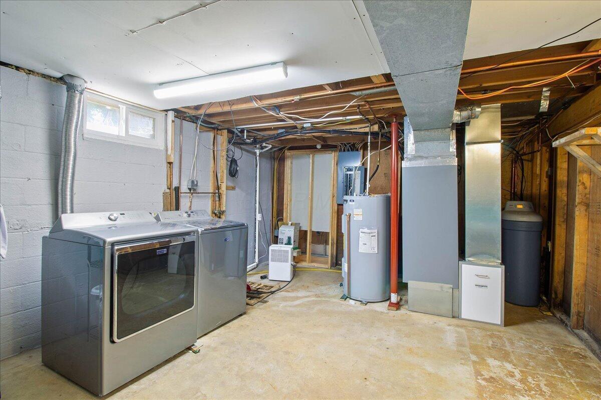 504 Jefferson Court Property Photo 24