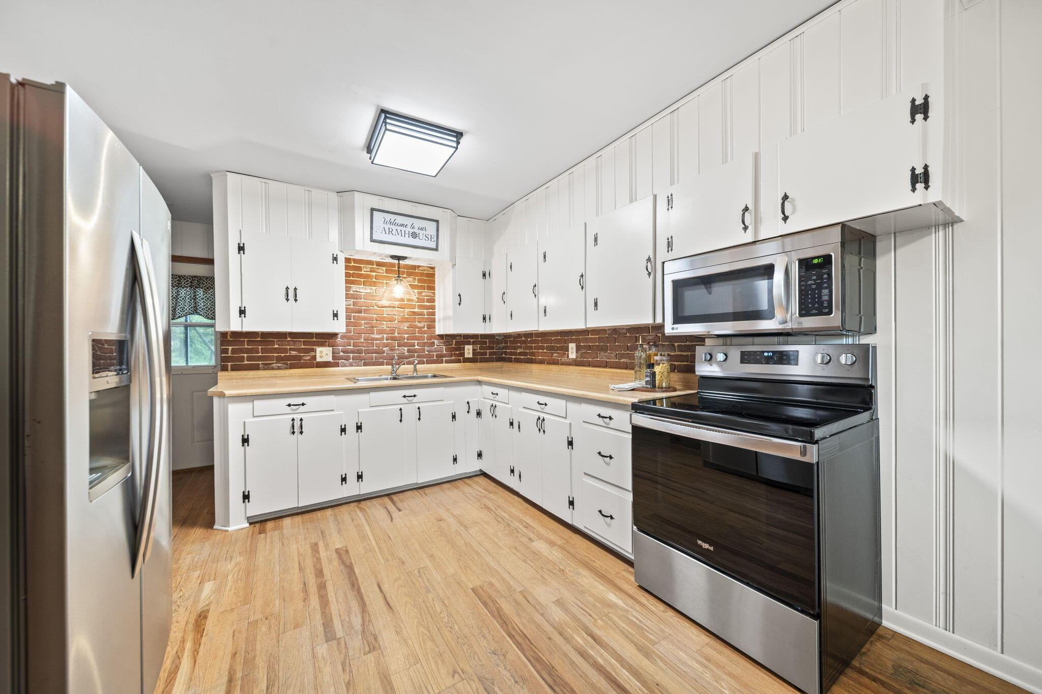 115 Sands Drive Property Photo 8