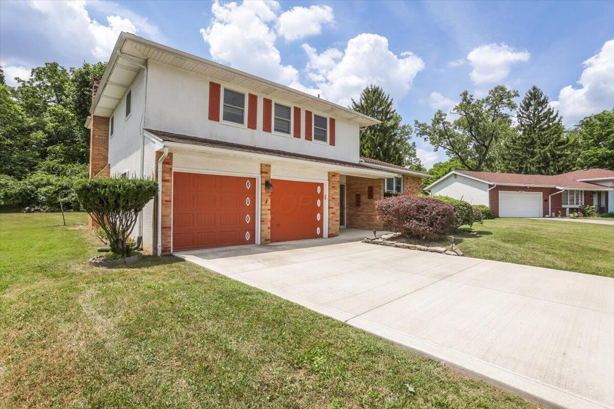 2289 Gardendale Drive Property Photo 3