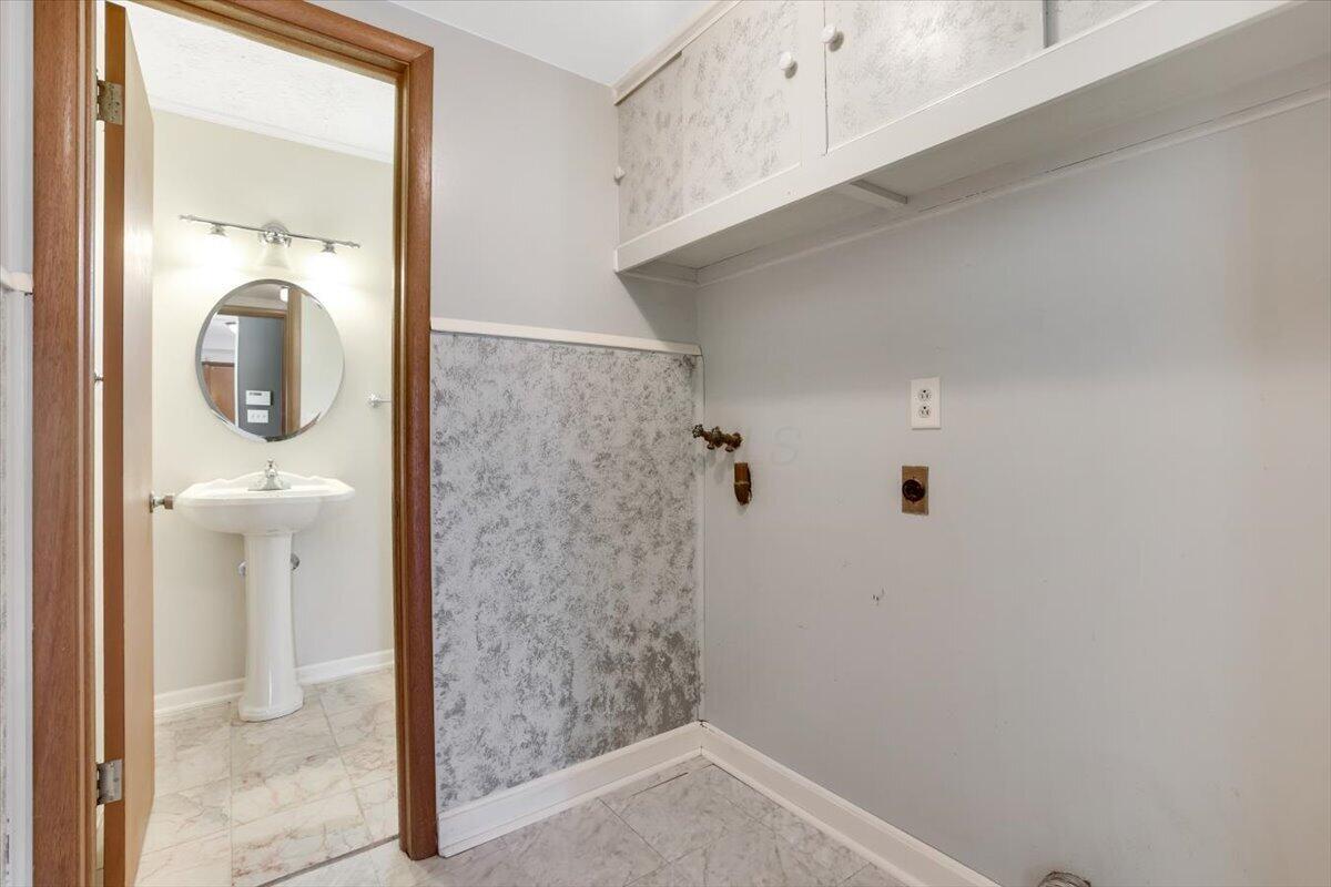 2289 Gardendale Drive Property Photo 22