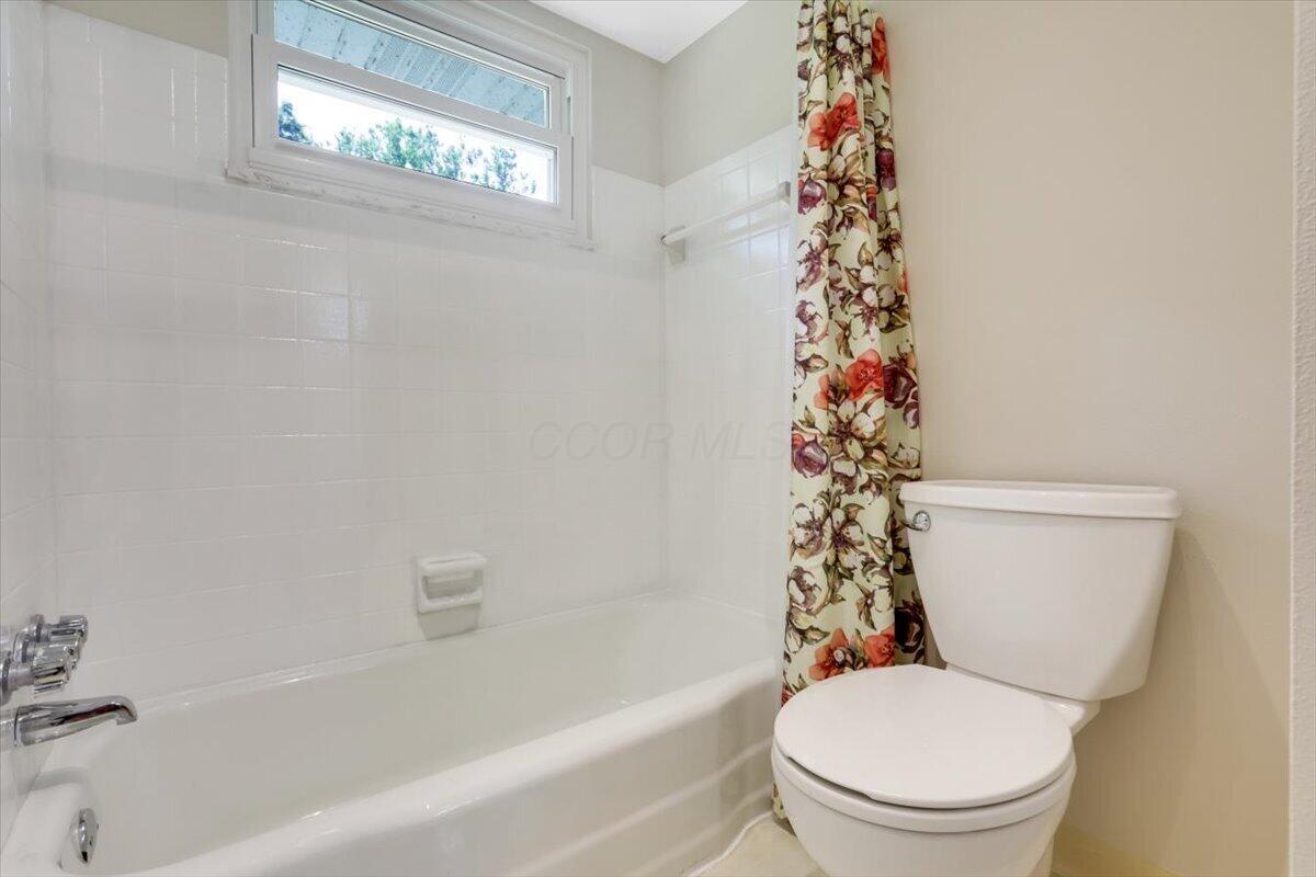 2289 Gardendale Drive Property Photo 29