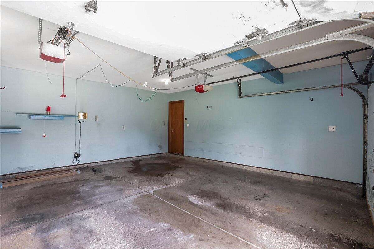 2289 Gardendale Drive Property Photo 45