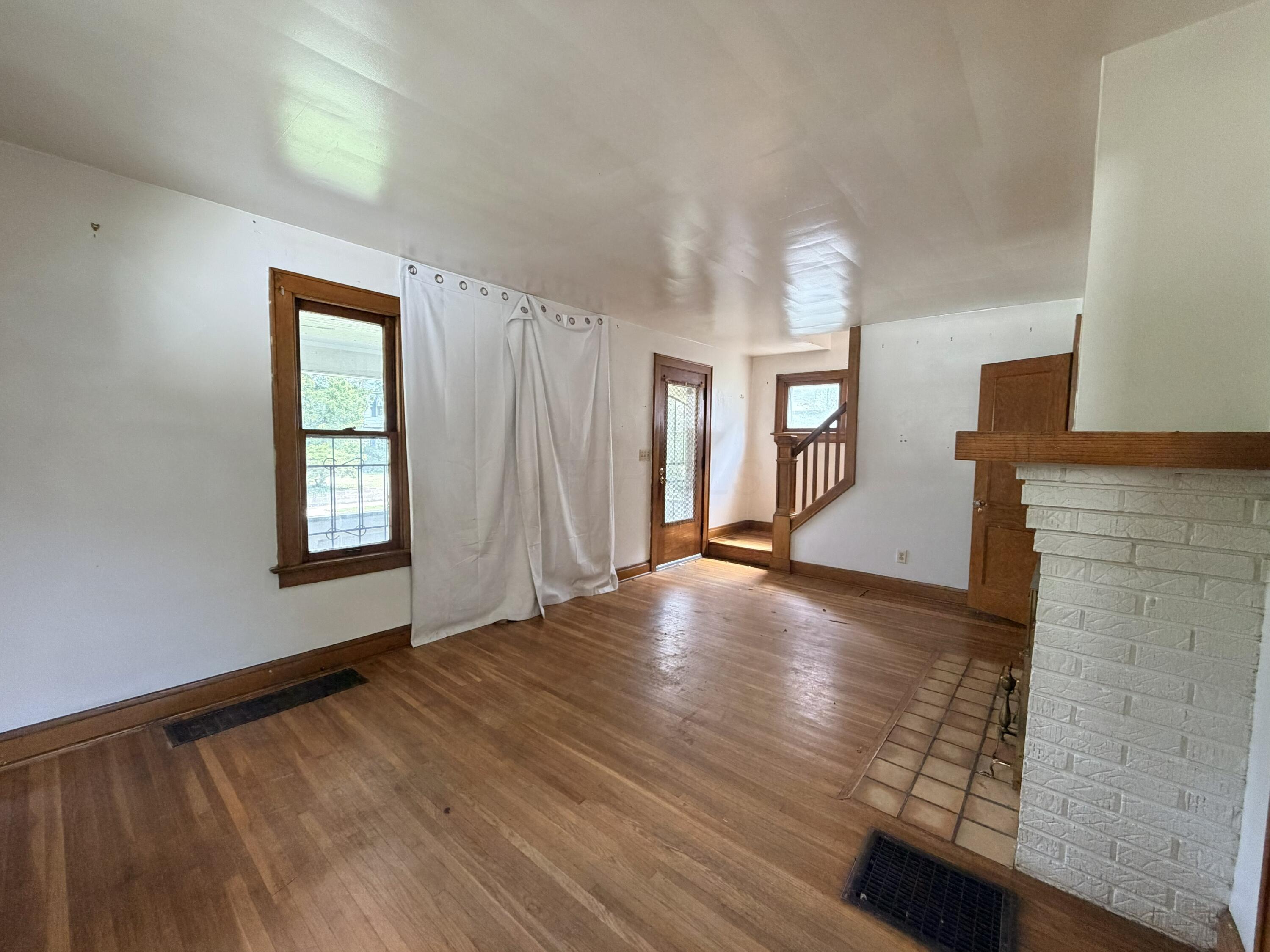 1231 E 20th Avenue Property Photo 11