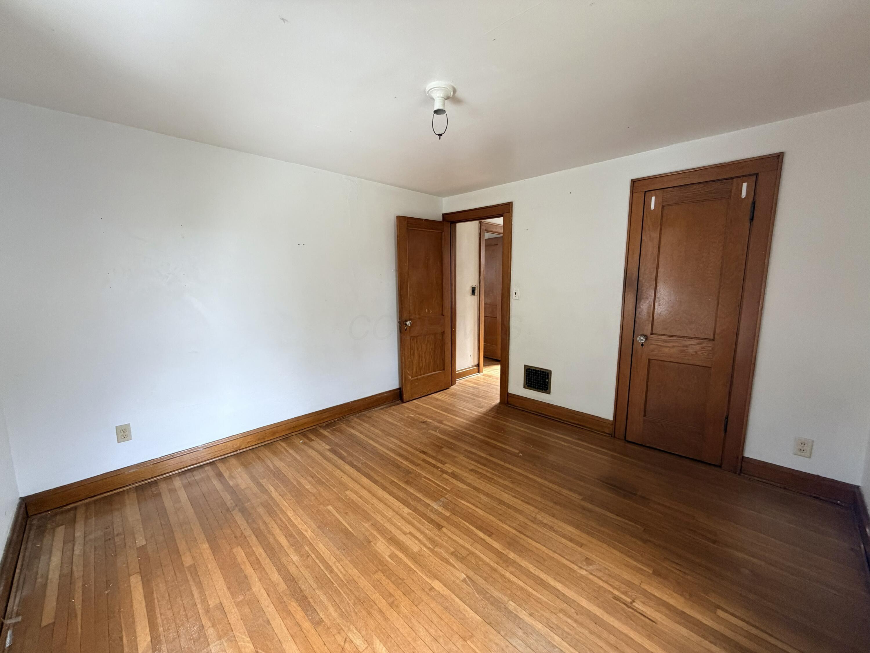 1231 E 20th Avenue Property Photo 17