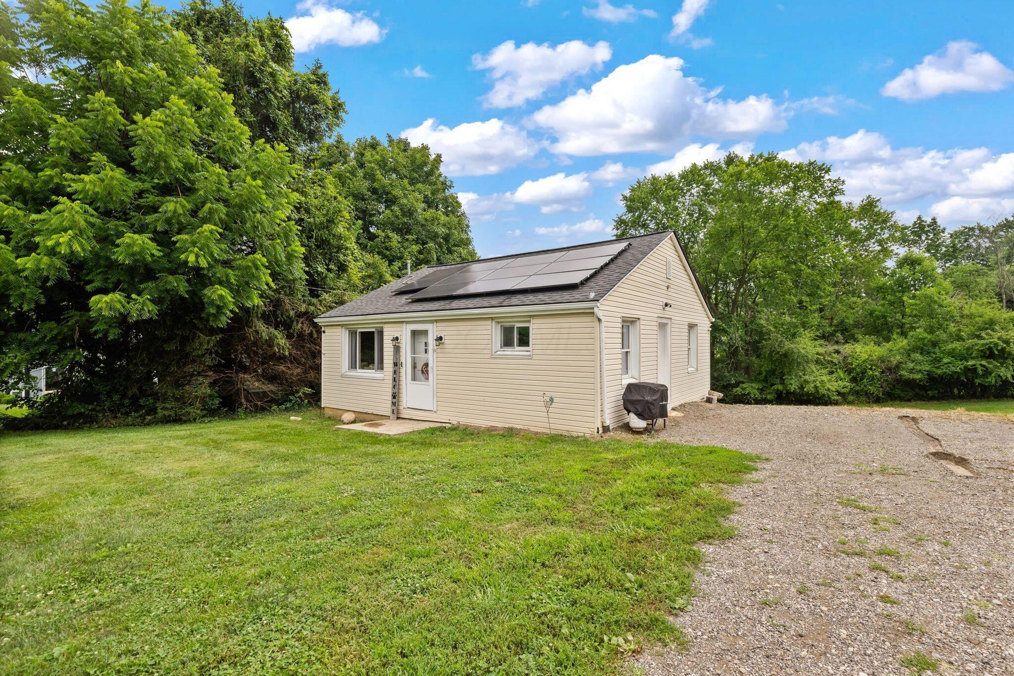 1722 Blue Jay Road Property Photo 3