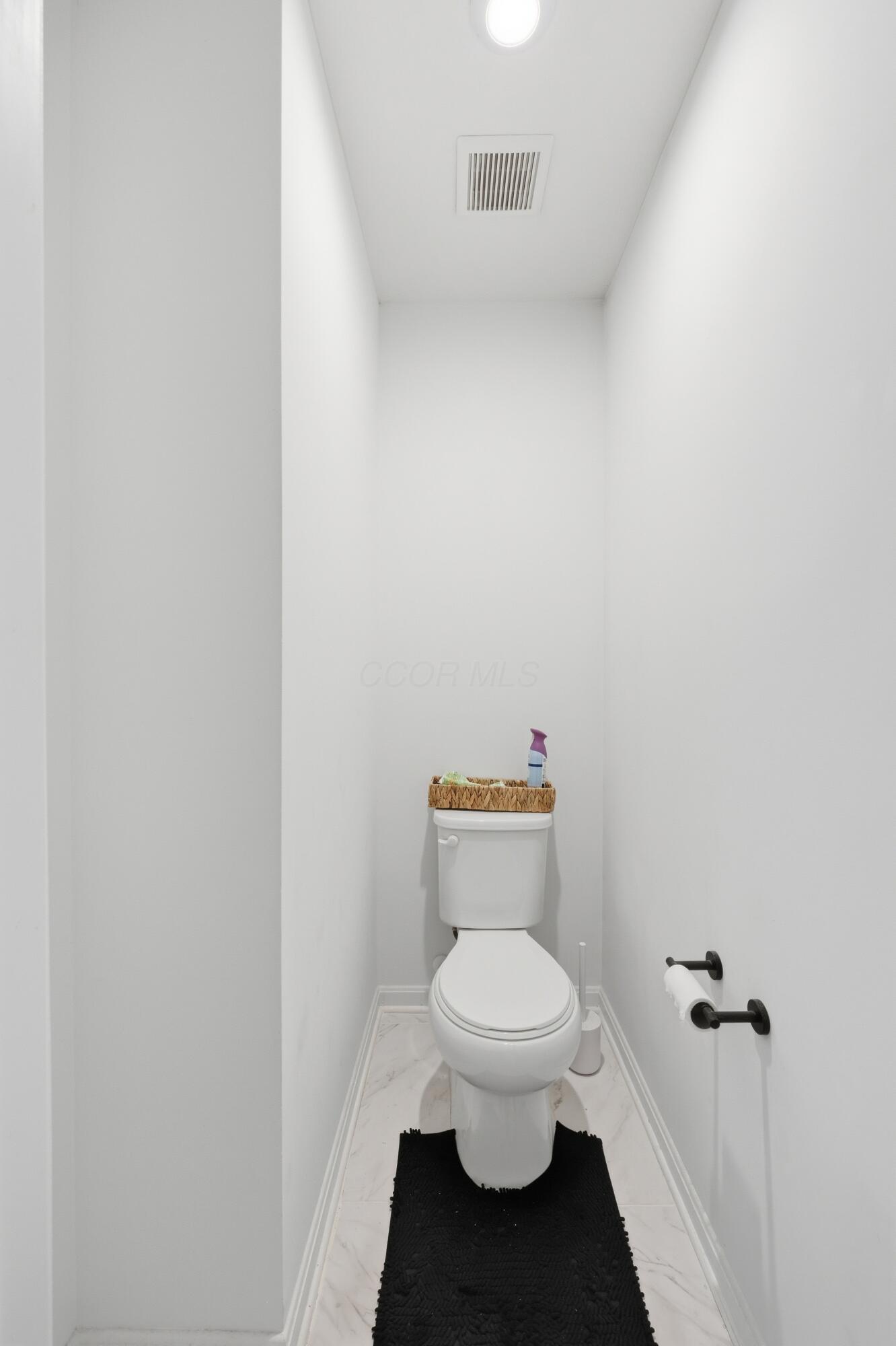 4872 Amber Crossing Drive Property Photo 27